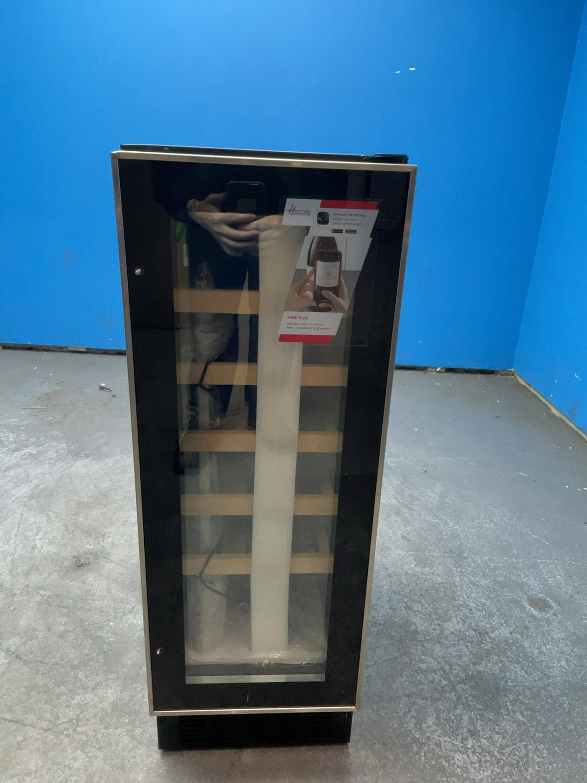 #GRC-165-049 - Hoover H-Wine 500 20 Bottle Wine Cooler – Touch Control, Charcoal Filter
