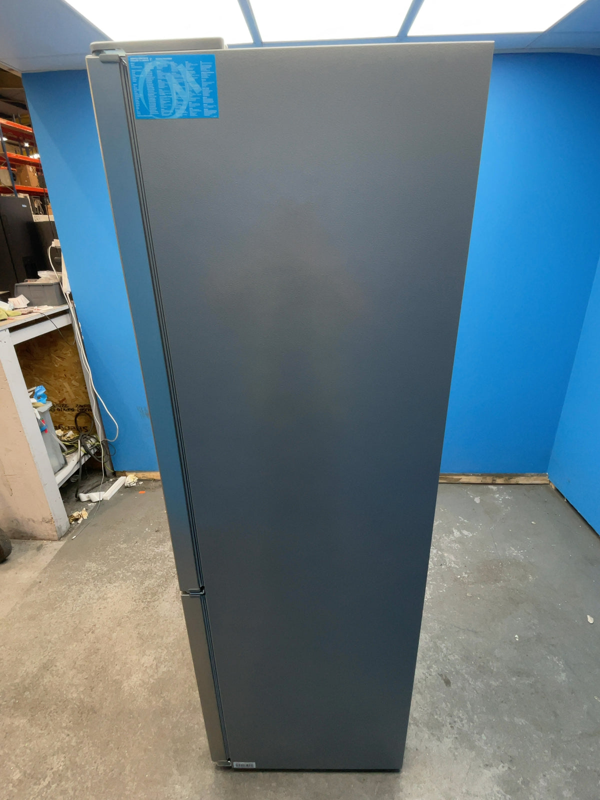 #GRC-165-255 - Midea 60cm Freestanding Fridge Freezer – 310L Capacity, Total No Frost, Non-Plumbed Water Dispenser