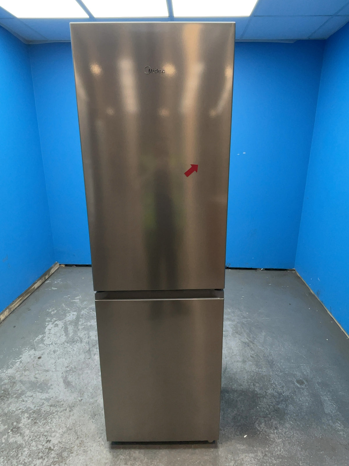 #GRC-165-257 - Midea 54.7cm Fridge Freezer – 273L, Silver, Total No Frost, Water Dispenser