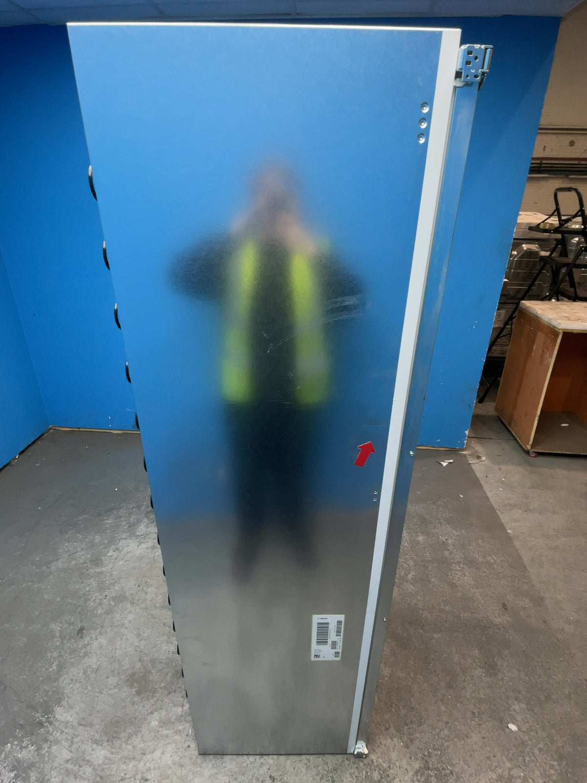 #GRC-165-325 - Bosch 54cm Integrated Tall Larder Fridge – 310L Capacity, MultiBox, SuperCooling