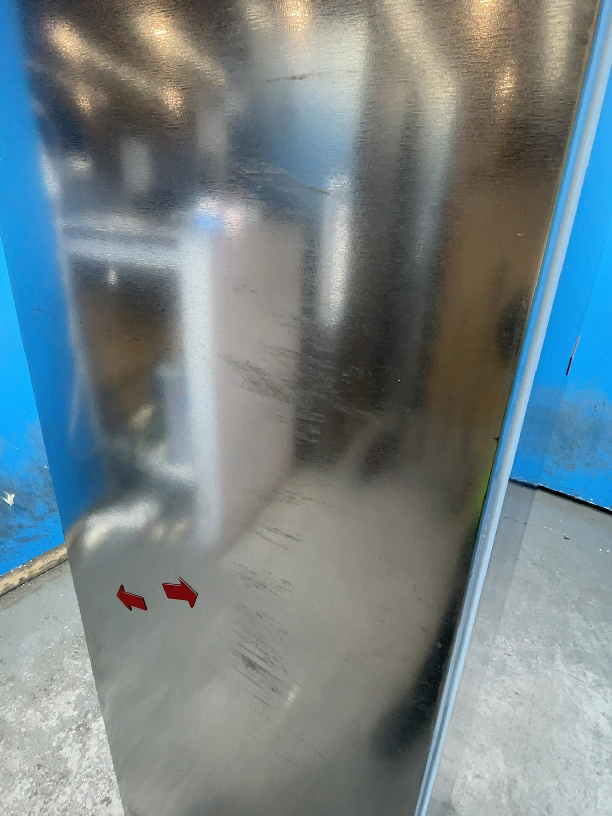#GRC-165-325 - Bosch 54cm Integrated Tall Larder Fridge – 310L Capacity, MultiBox, SuperCooling