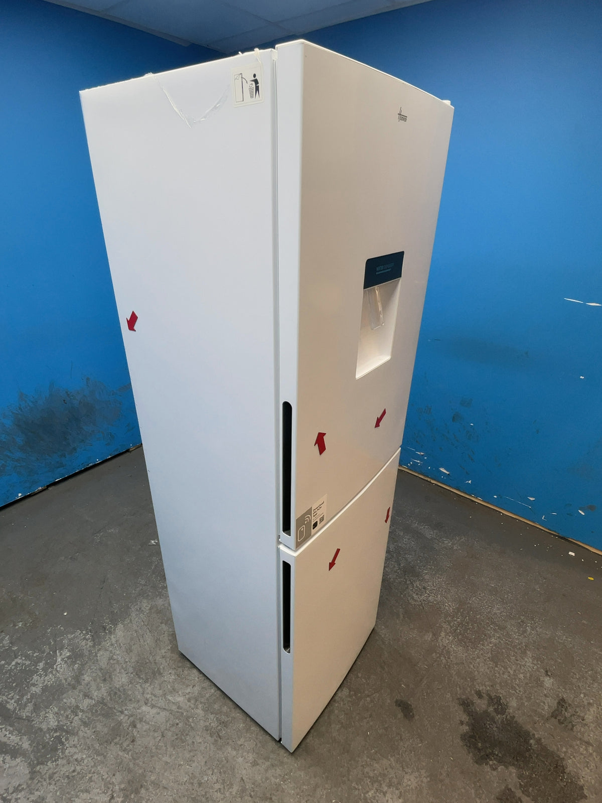 #GRC-165-453 - Hoover 54cm Fridge Freezer – 246L, White, Low Frost, Smart WiFi, Water Dispenser