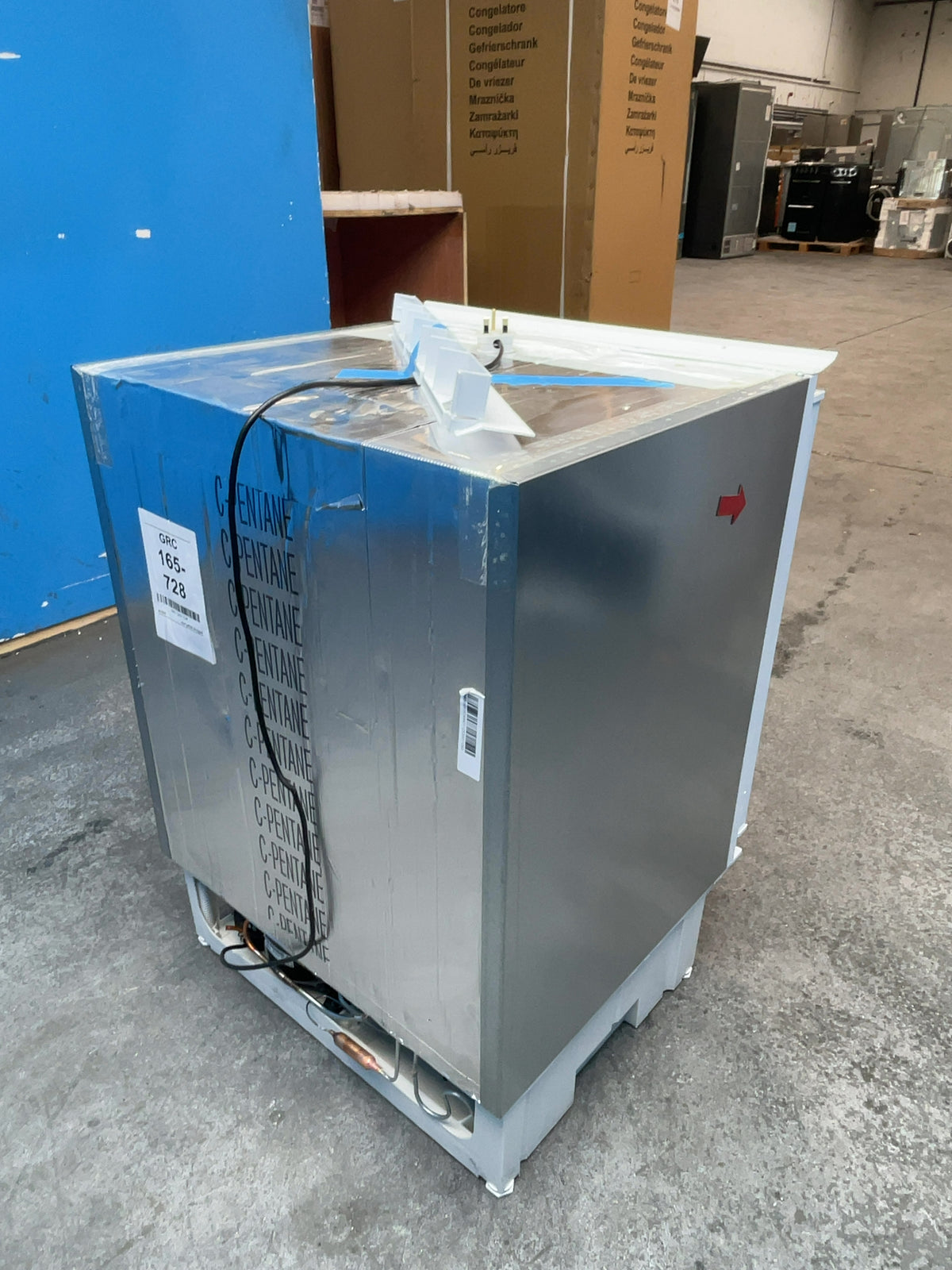 #GRC-165-728 - Hotpoint Integrated Undercounter Freezer – 91L Capacity, Low Frost, Fixed Hinge