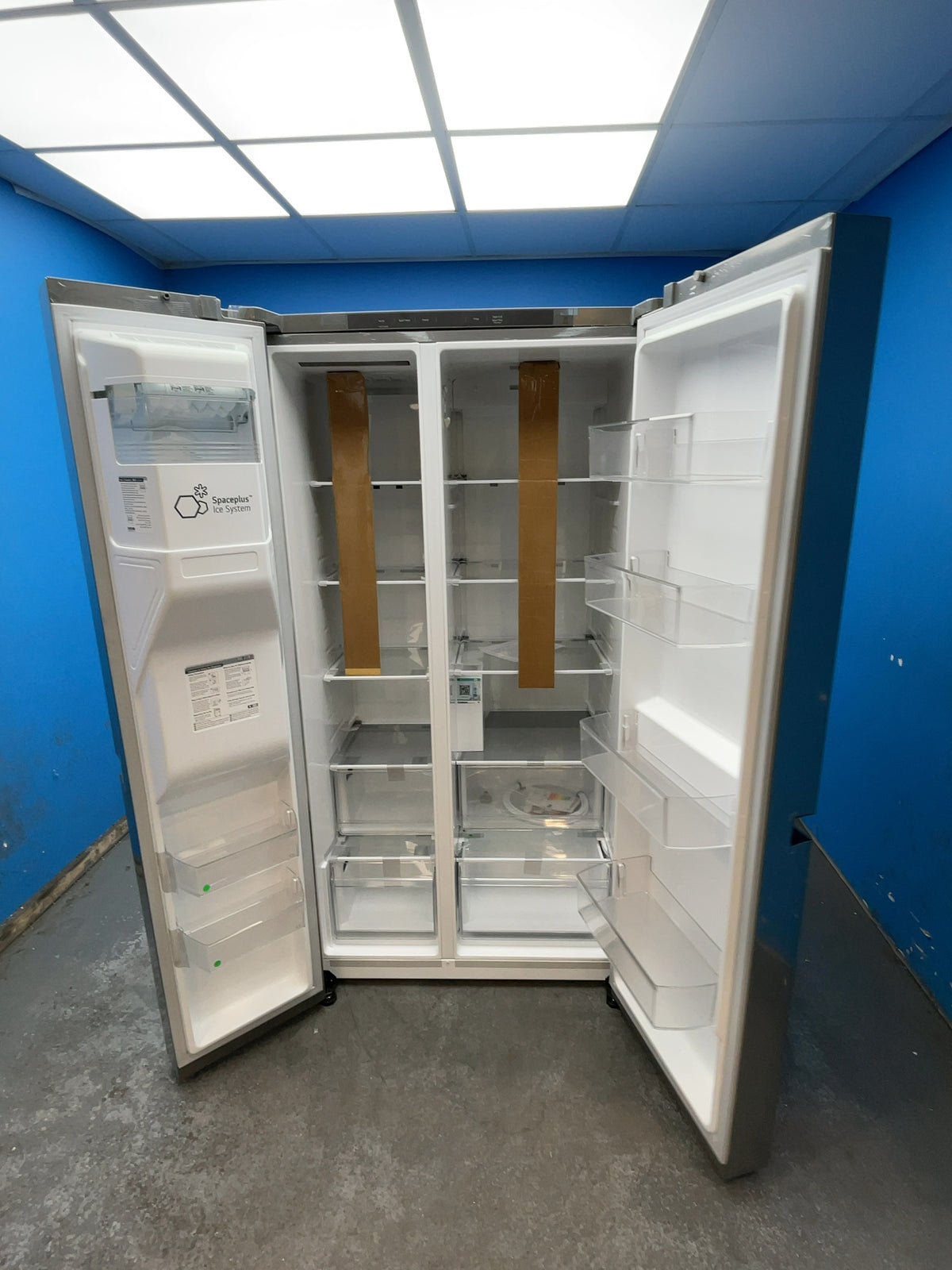 #GRC-165-731 - LG GSLC40PYPE American Fridge Freezer – 641L Capacity, Total No Frost, Plumbed Water & Ice Dispenser, Prime Silver