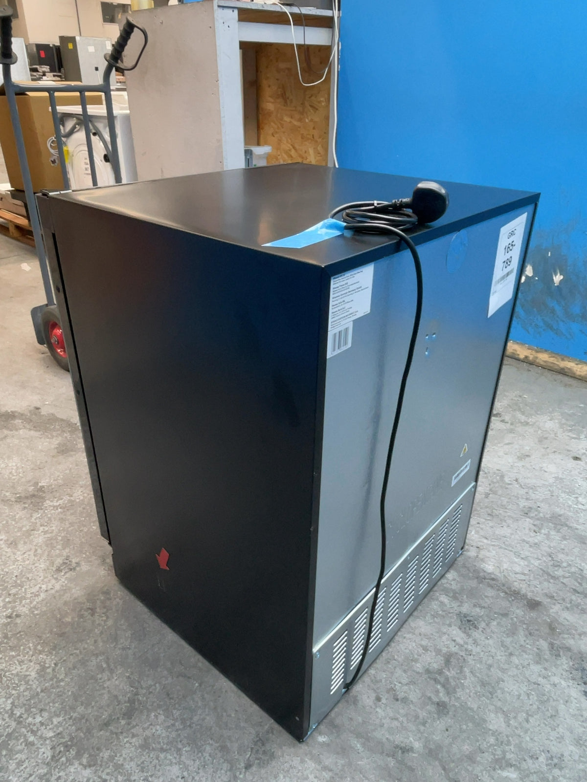 #GRC-165-789 - Hisense 46 Bottle Built-In Wine Cooler – Reversible Door, Touch Controls