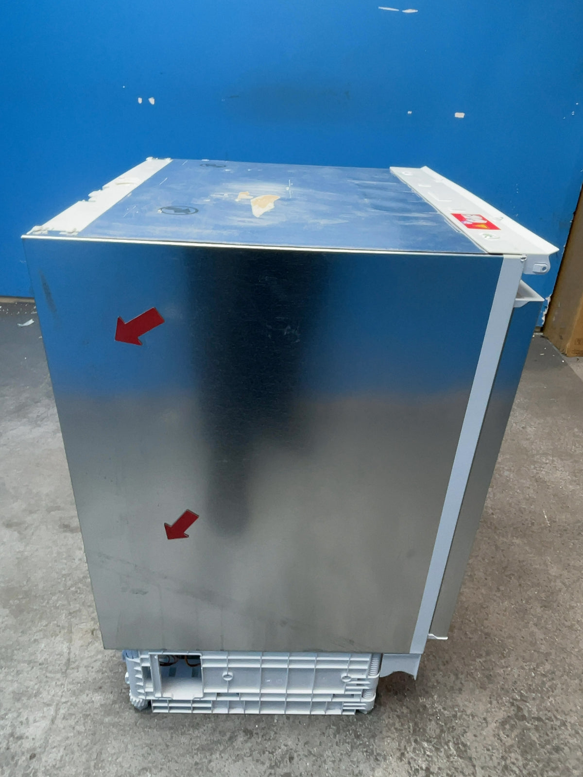 #GRC-165-845 - Bosch Series 4 Undercounter Freezer – 85L, No Frost, White