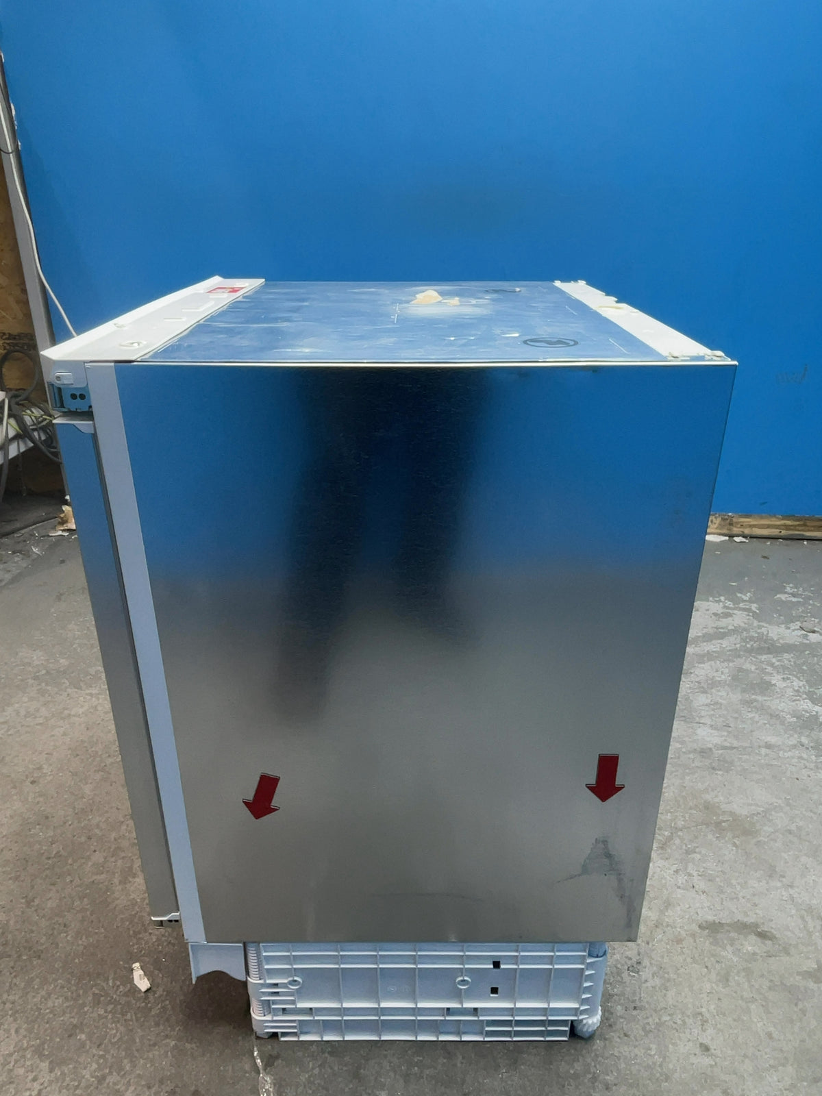 #GRC-165-845 - Bosch Series 4 Undercounter Freezer – 85L, No Frost, White