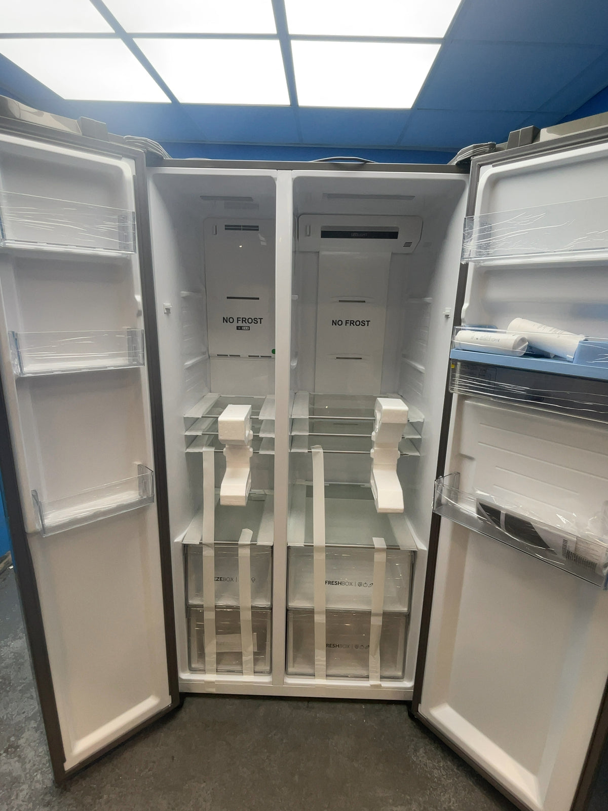 #GRC-165-963 - Haier American Side by Side Fridge Freezer – 521L Capacity, Non-Plumbed Water Dispenser, Total No Frost