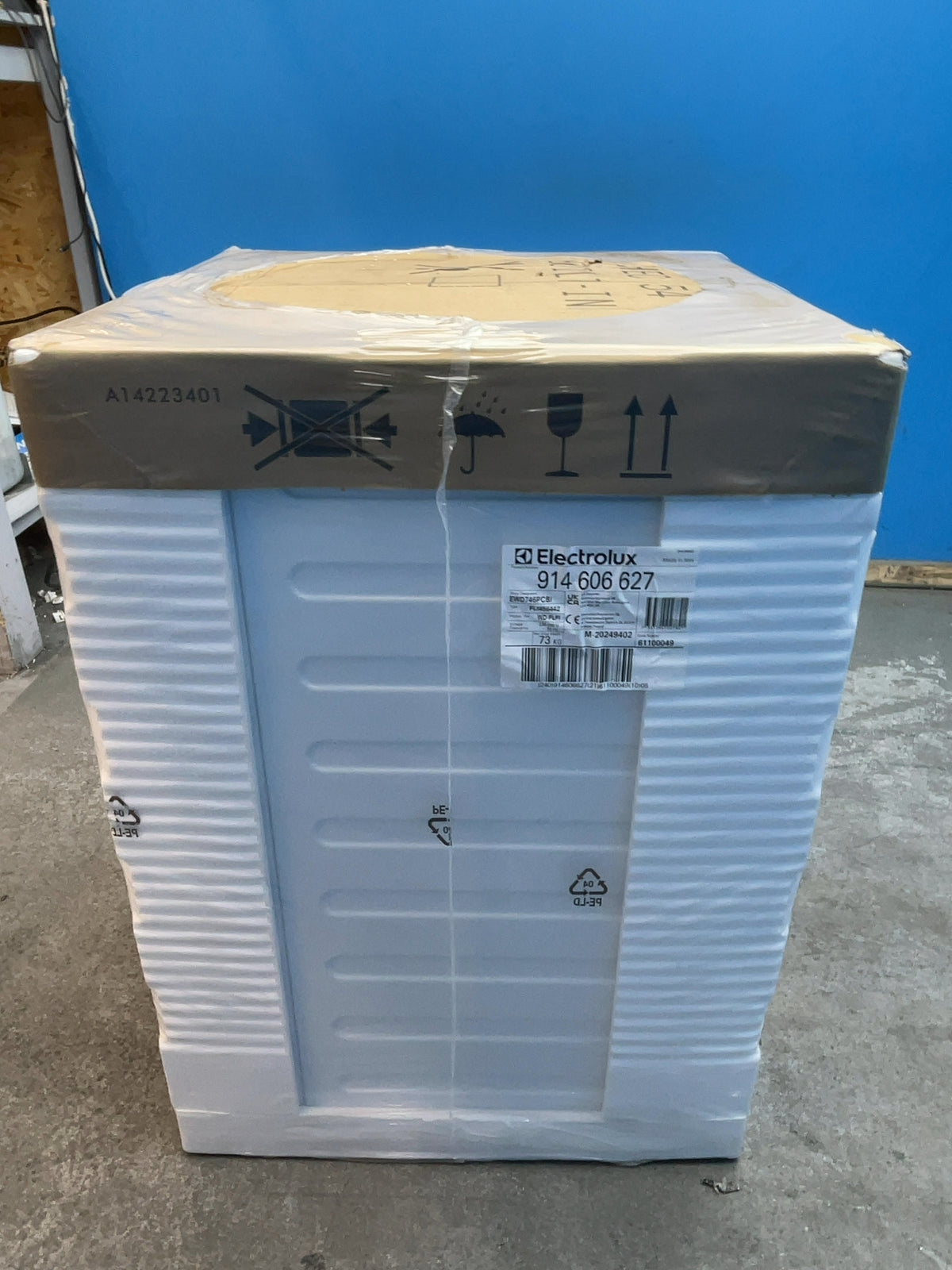 #GRC-166-010 - Electrolux Integrated Washer Dryer – 7kg Wash, 4kg Dry, 1600rpm, White