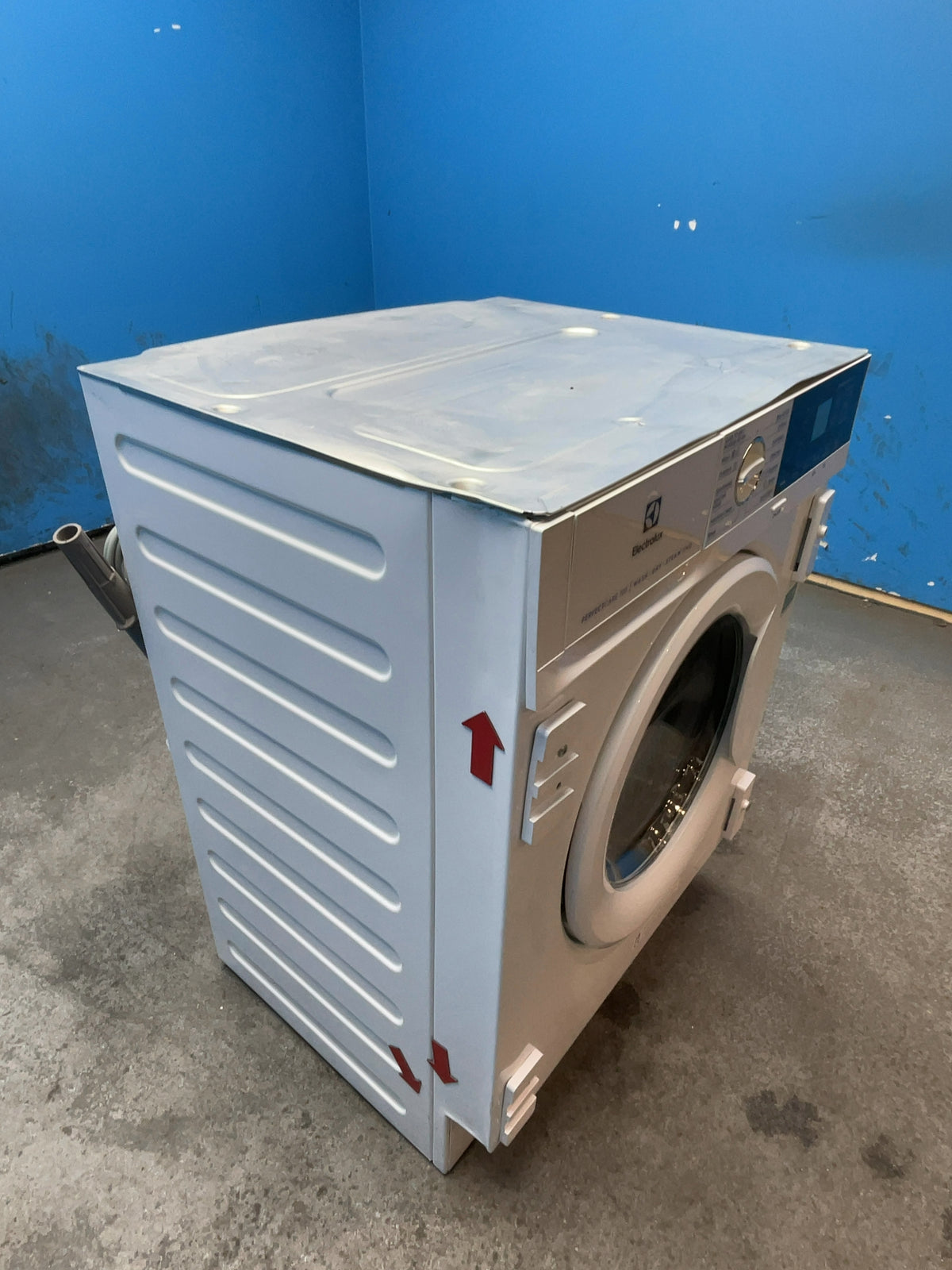 #GRC-166-063 - Electrolux Integrated Washer Dryer – 7kg Wash, 4kg Dry, 1600rpm, White