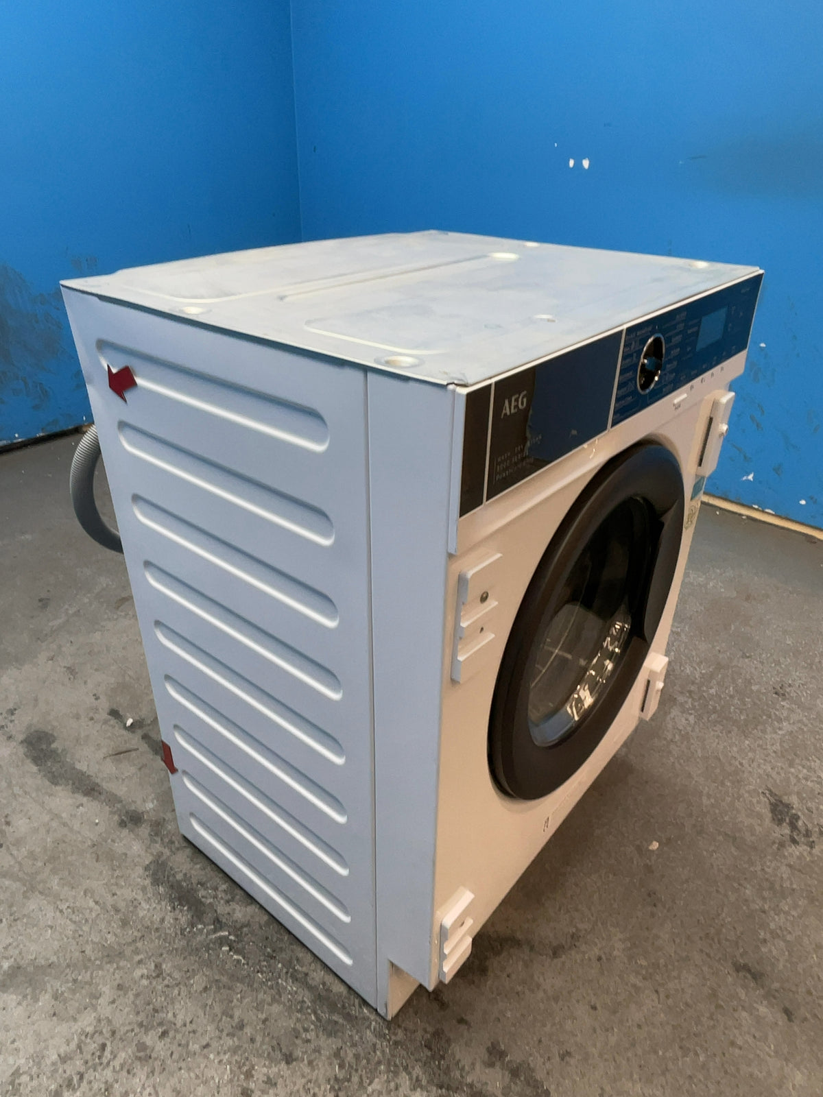 #GRC-166-088 - AEG 8000 Series Integrated Washer Dryer – 8kg Wash, 4kg Dry, 1600rpm, WiFi Connected