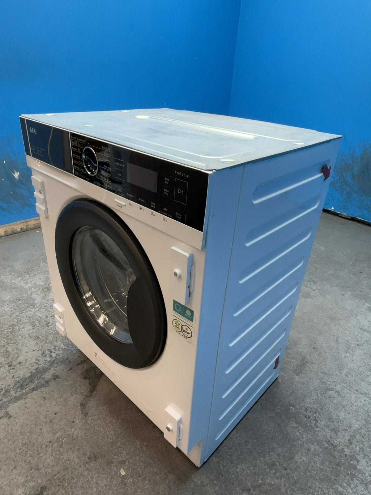 #GRC-166-088 - AEG 8000 Series Integrated Washer Dryer – 8kg Wash, 4kg Dry, 1600rpm, WiFi Connected