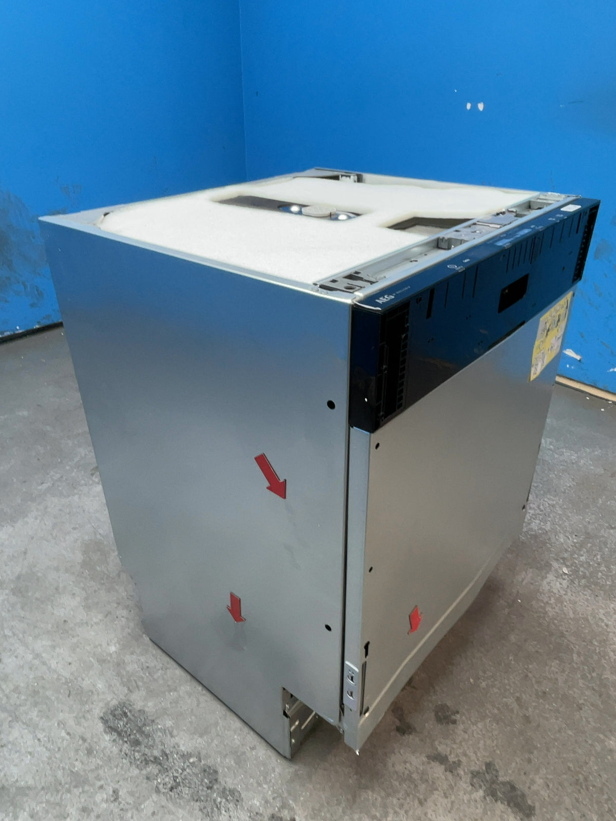 #GRC-166-123 - AEG 6000 Series 60cm Fully Integrated Dishwasher – 14 Place Settings, AirDry, SatelliteClean