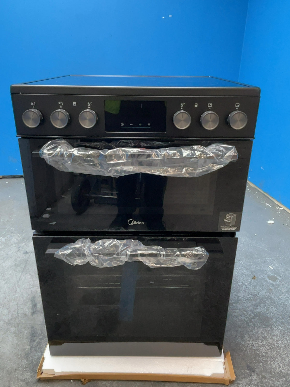 #GRC-166-149 - Midea 60cm Freestanding Electric Double Oven Cooker – Ceramic Hob, 107L Capacity, Fan Main Oven, Black