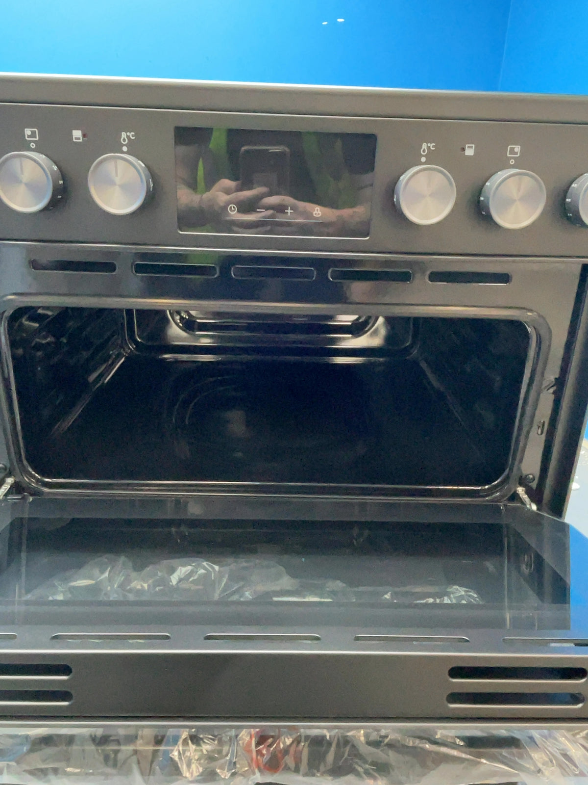 #GRC-166-149 - Midea 60cm Freestanding Electric Double Oven Cooker – Ceramic Hob, 107L Capacity, Fan Main Oven, Black