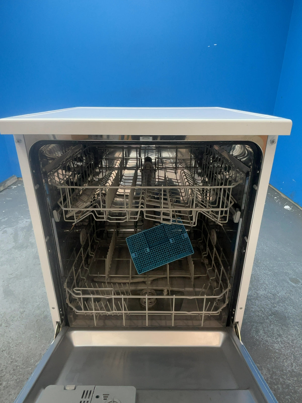 #GRC-166-204 - Midea 60cm Dishwasher – 12 Place Settings, WiFi Connected, E Rated, White