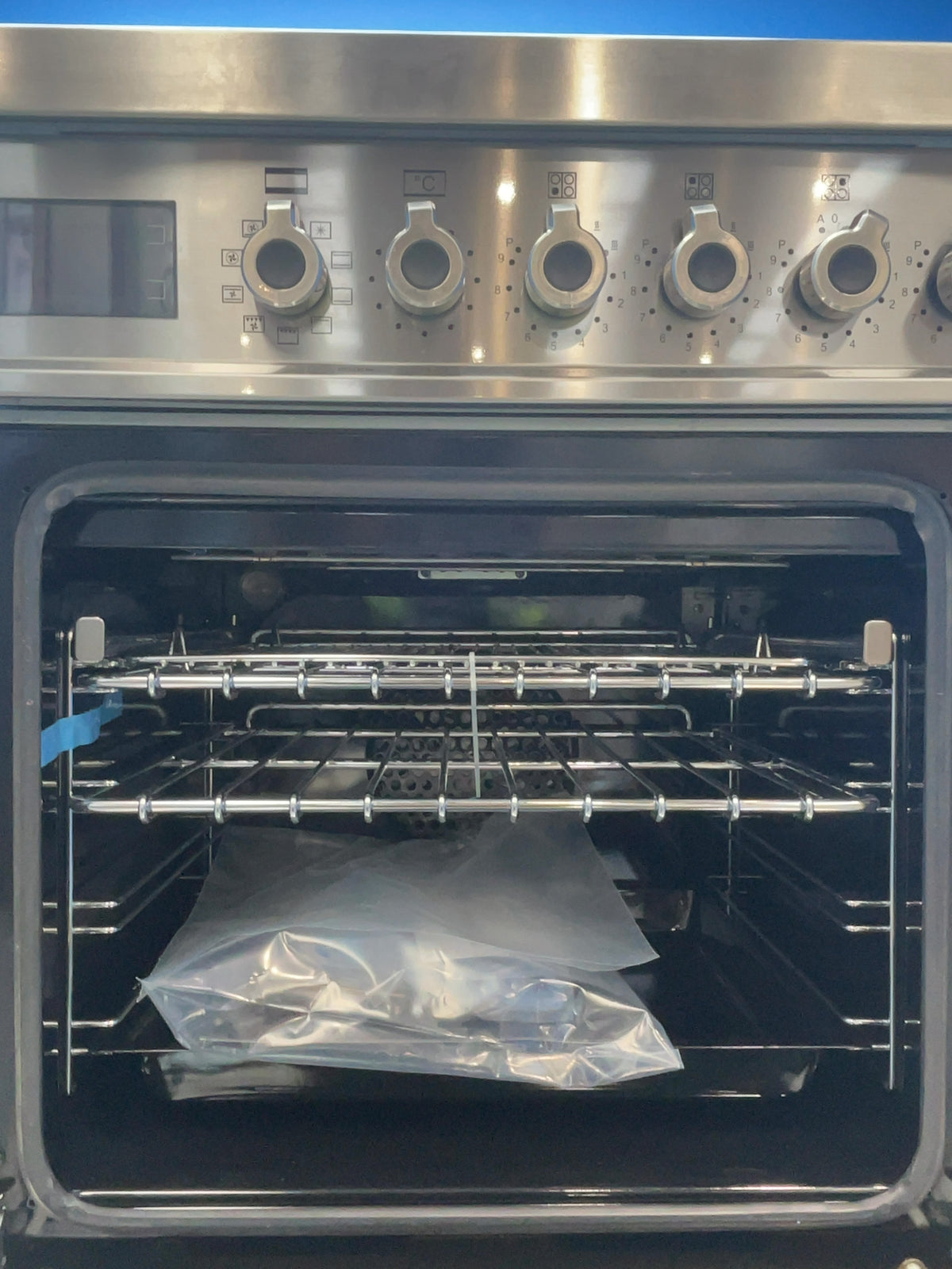 #GRC-166-362 - Bertazzoni Professional 60cm Electric Range Cooker – 69L Oven, 4 Zone Induction Hob, Yellow