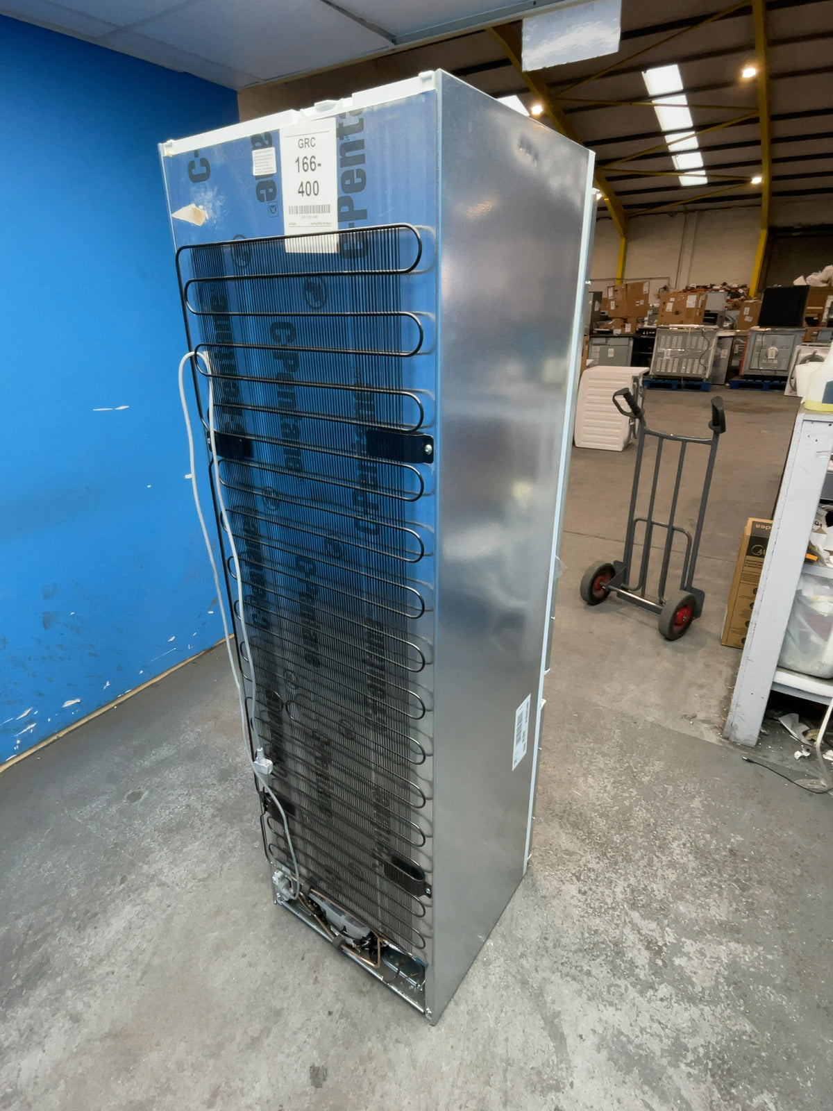 #GRC-166-400 - Bosch Series 2 Integrated 70/30 Fridge Freezer – 270L Capacity, Low Frost, Eco Airflow