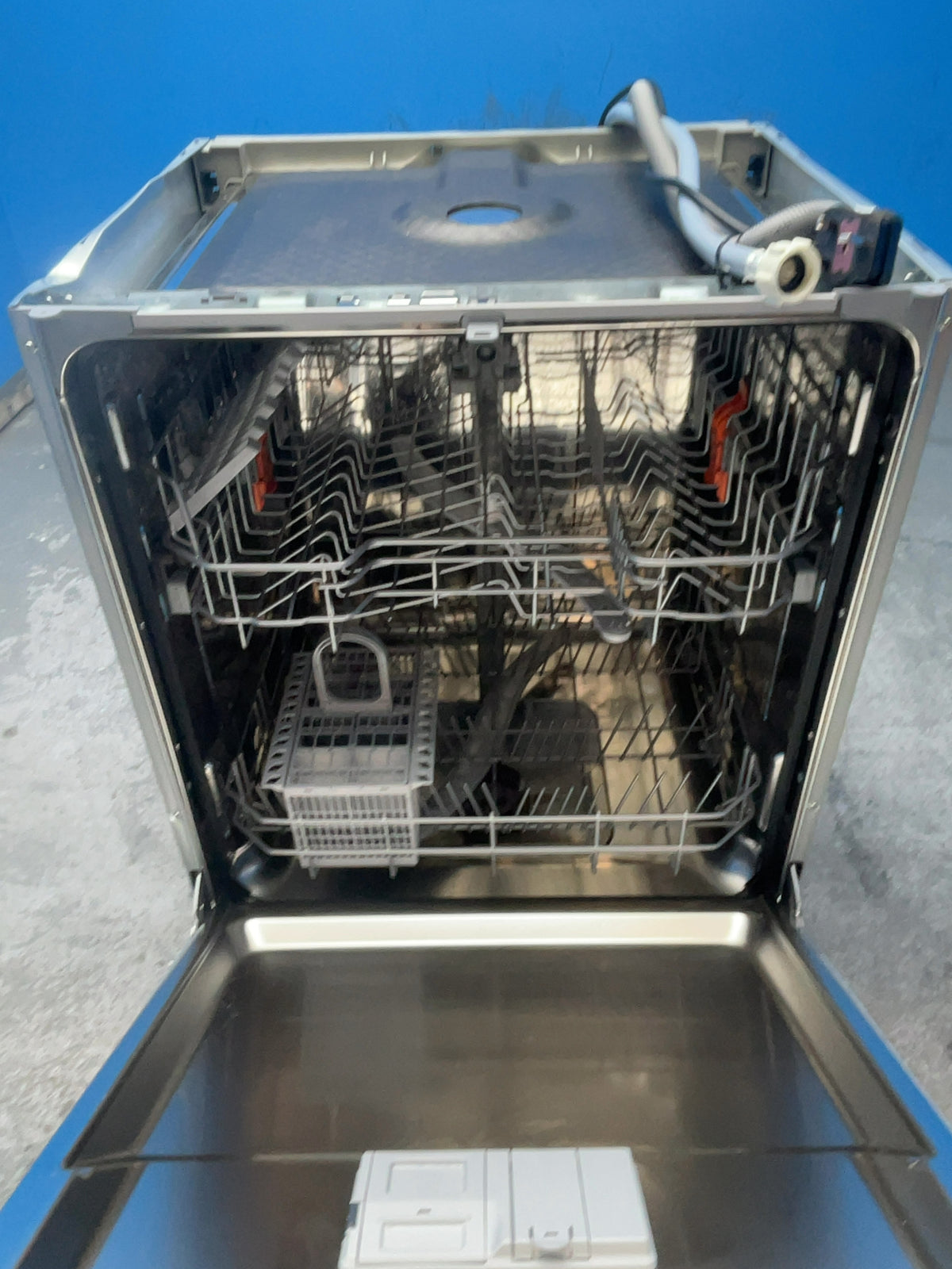 #GRC-166-427 - Hotpoint Integrated Dishwasher – 14 Place Settings, Sanitising Cycle, Black