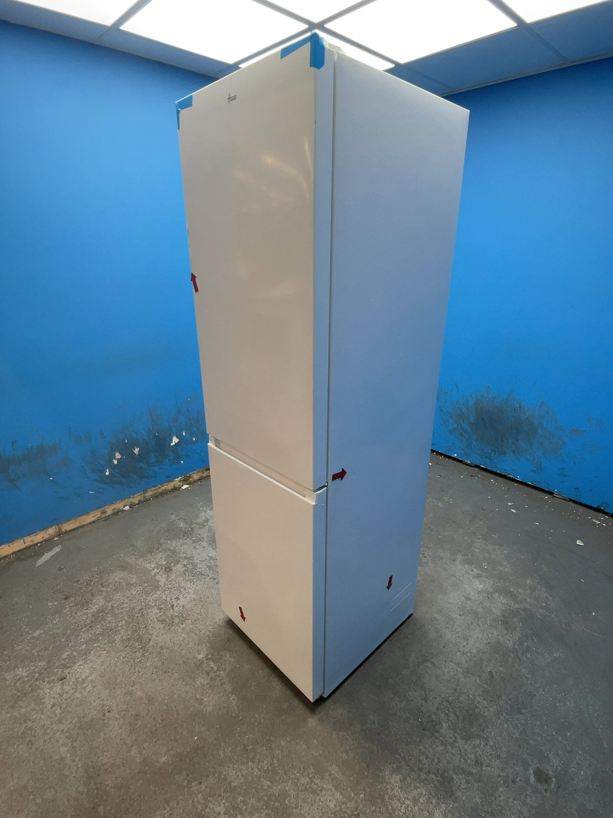 #GRC-166-504 - Hoover 54.5cm 50/50 Fridge Freezer – 306L, White, Total No Frost, Smart WiFi