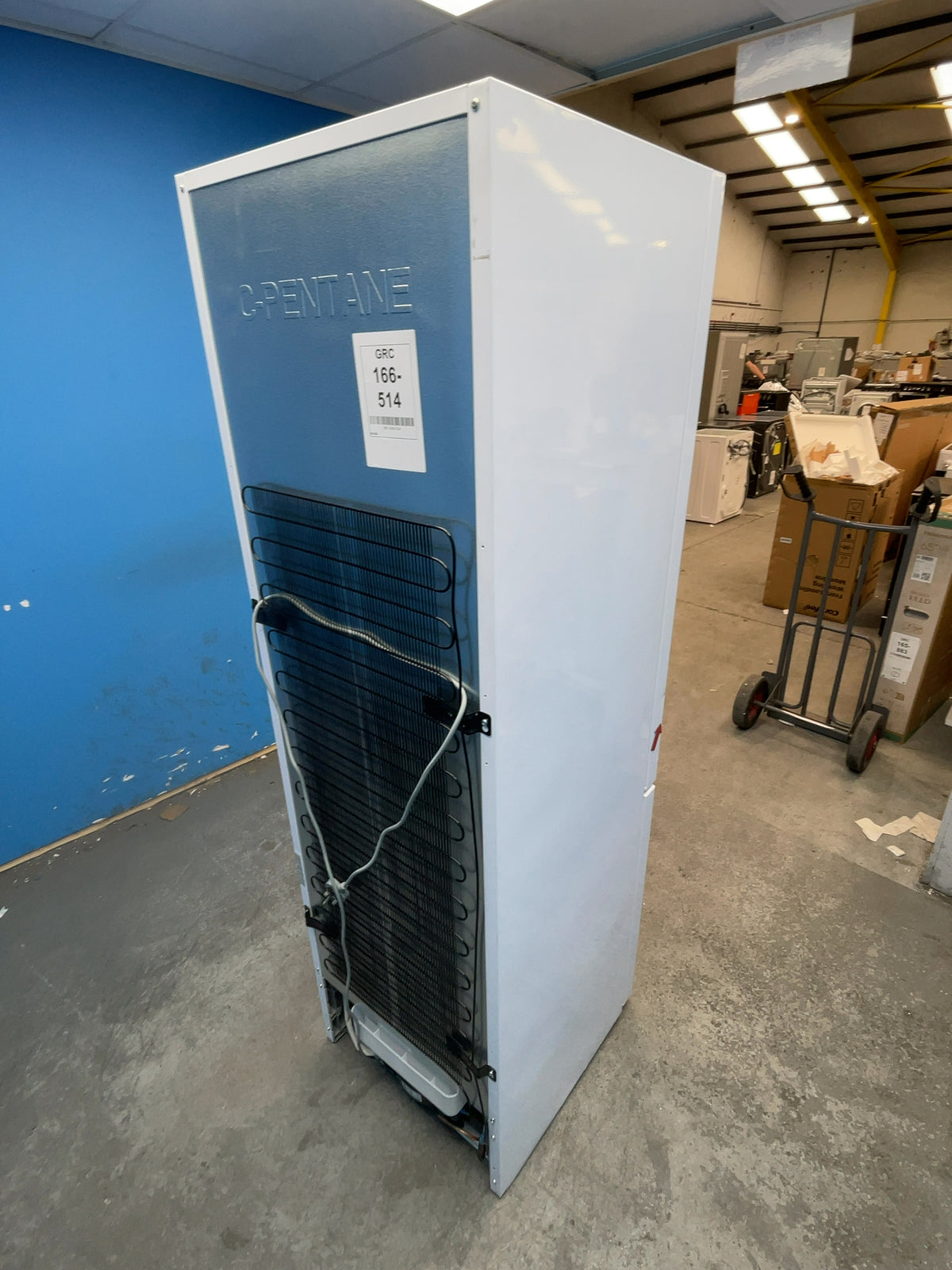 #GRC-166-514 - Russell Hobbs 70/30 Frost Free Fridge Freezer – 279L Capacity, Non-Plumbed Water Dispenser, White