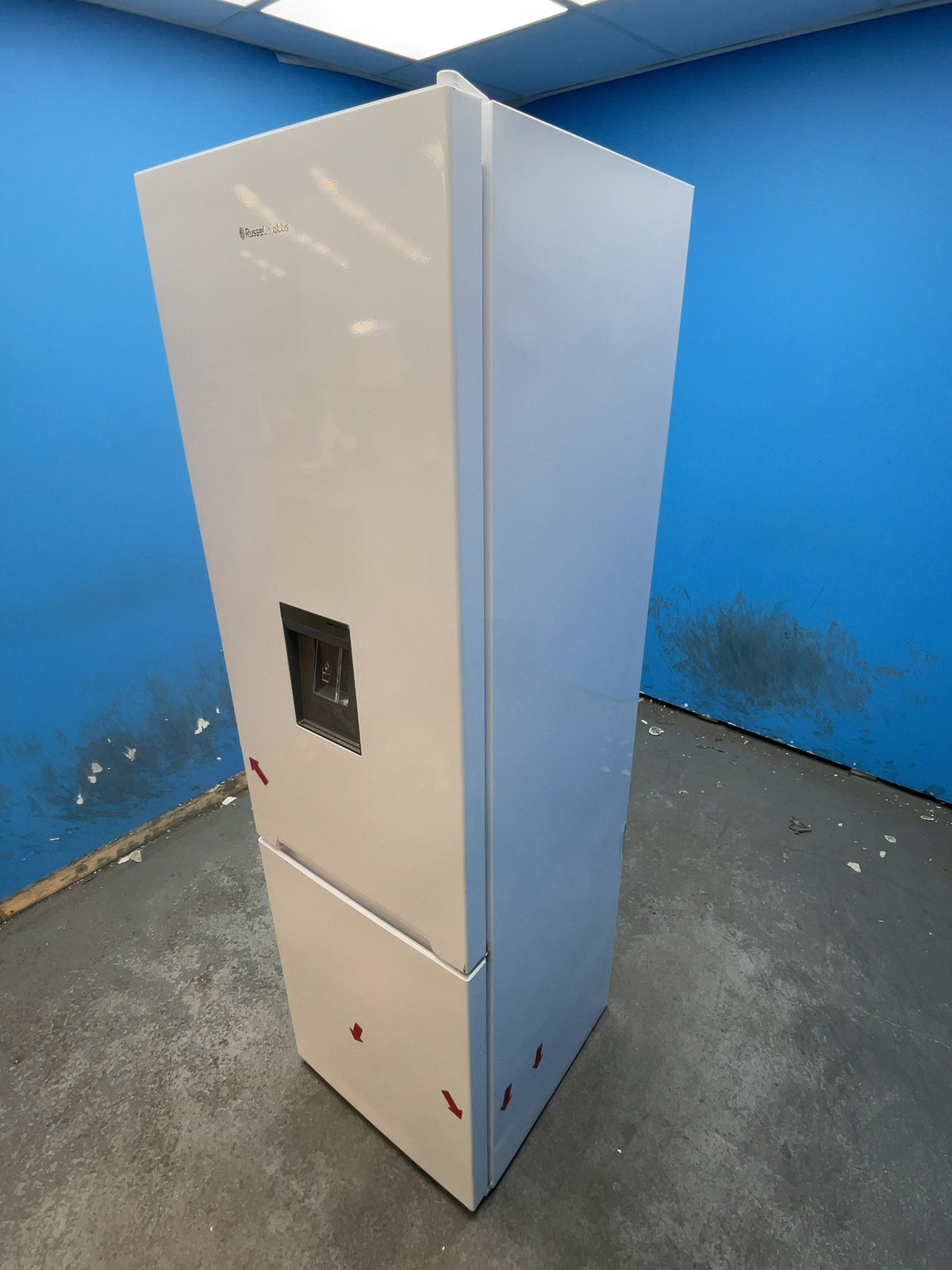 #GRC-166-514 - Russell Hobbs 70/30 Frost Free Fridge Freezer – 279L Capacity, Non-Plumbed Water Dispenser, White