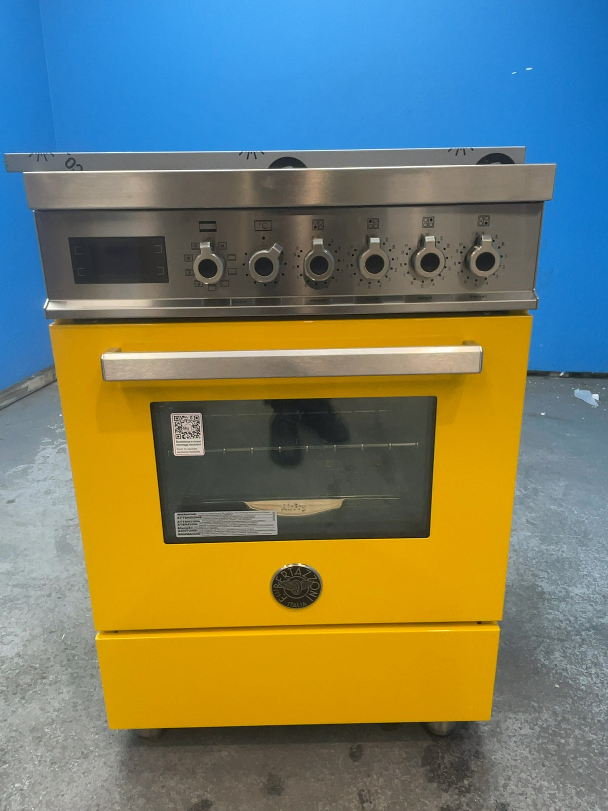 #GRC-166-523 - Bertazzoni Professional 60cm Electric Range Cooker – 69L Oven, 4 Zone Induction Hob, Yellow
