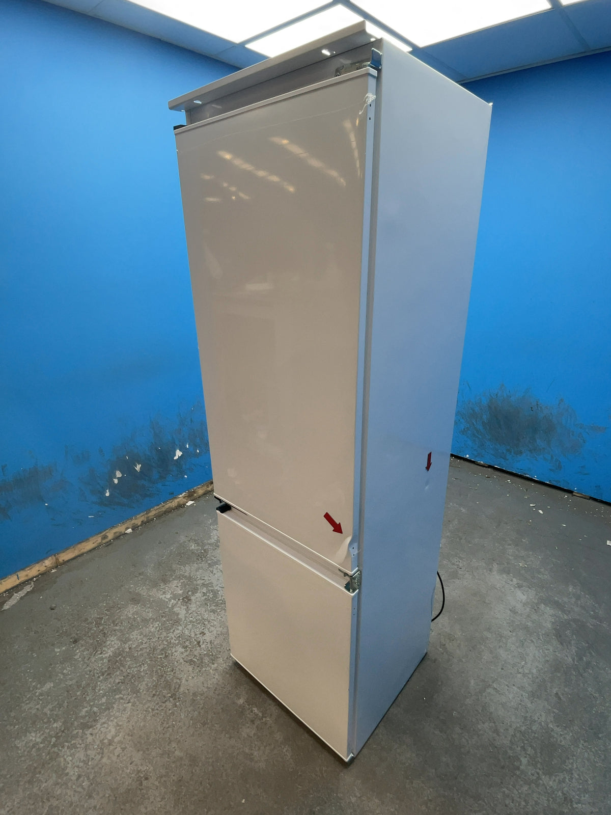 #GRC-166-560 - Candy Fresco 54cm Integrated 50/50 Fridge Freezer – 260L, White, Low Frost