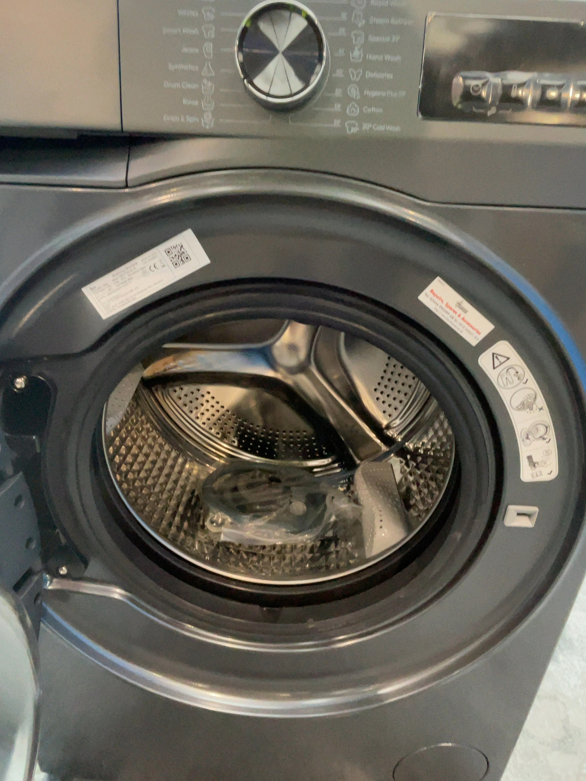 #GRC-166-631 - Hoover Pro Wash Series 3 10kg 1400rpm Washing Machine – ProActive Wash, Graphite