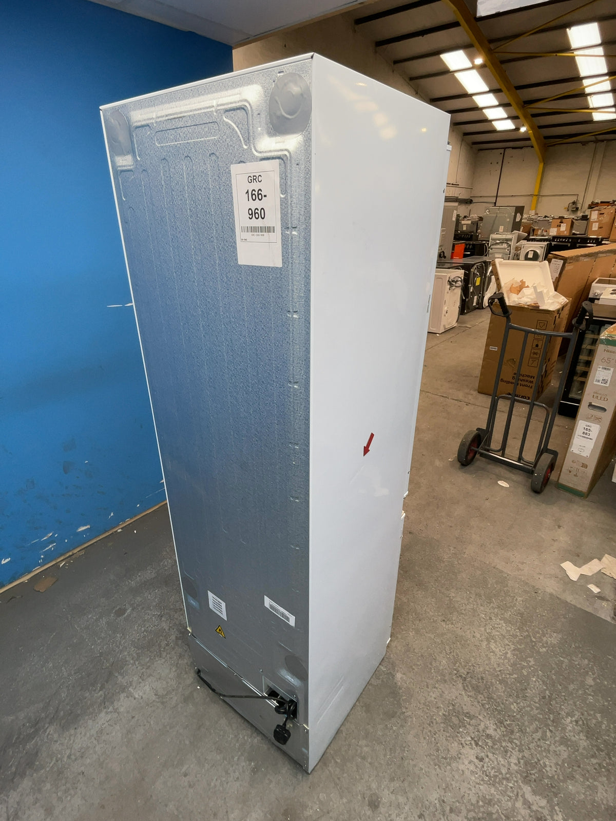 #GRC-166-960 - Hoover 54cm Integrated Fridge Freezer – 268L, White, Low Frost, Smart WiFi