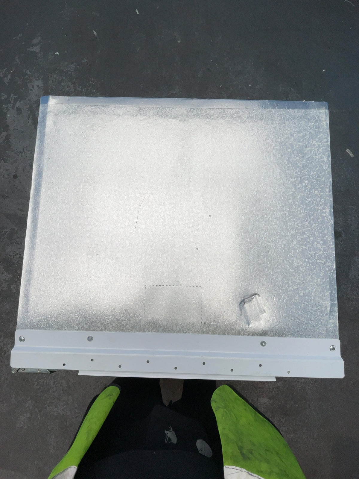 #GRC-167-282 - Hoover H-FREEZE 300 95L Integrated Undercounter Freezer – Fixed Hinge, White