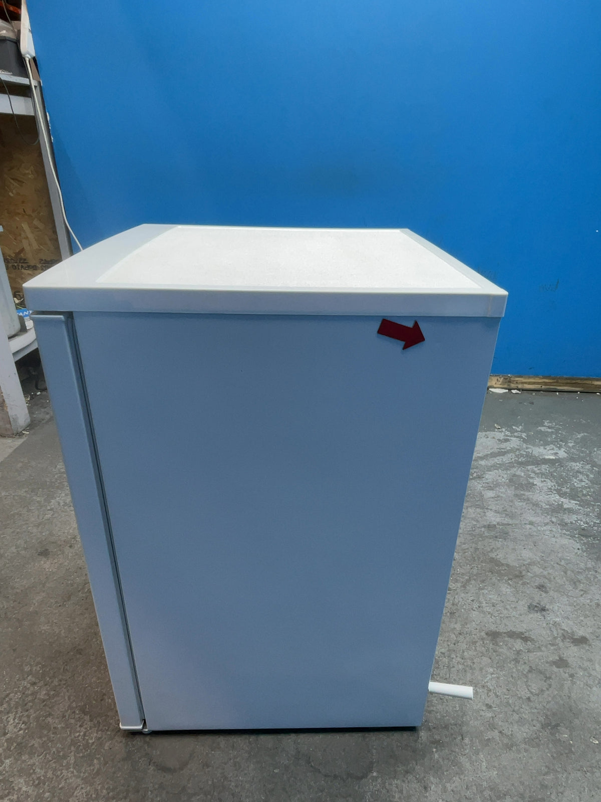 #GRC-167-379 - Bosch Series 2 56cm Under Counter Fridge – 134L Capacity, MultiBox Drawer