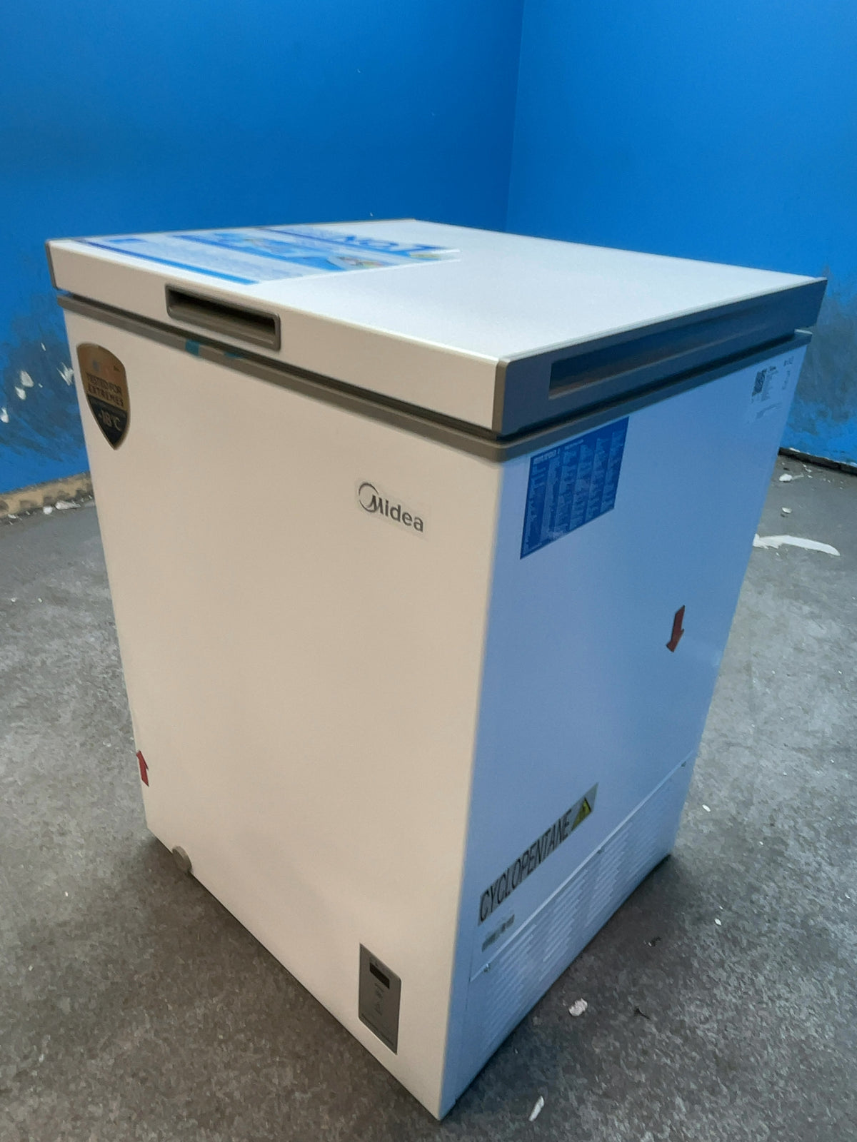 #GRC-167-462 - Midea 143L Chest Freezer – Converts to Fridge, Super Freeze, White