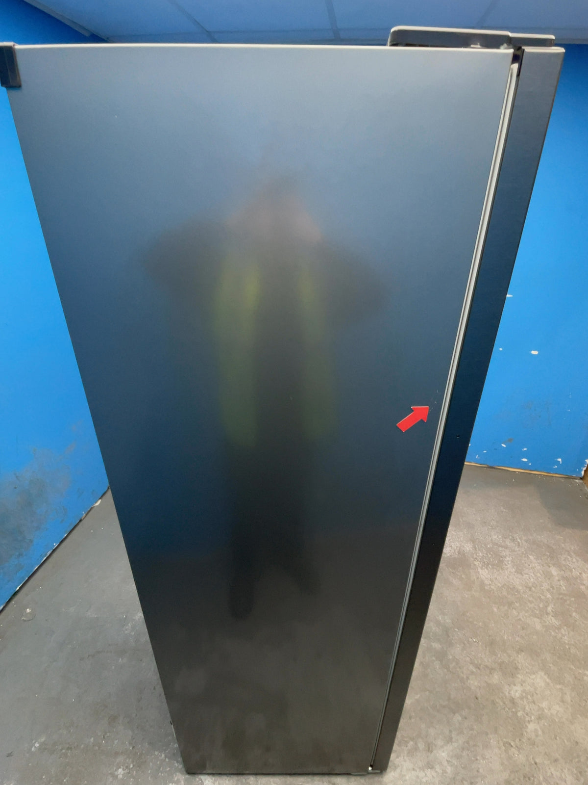 #GRC-167-509 - Hotpoint Tall Upright Freezer – 286L Capacity, No Frost, Dark Inox