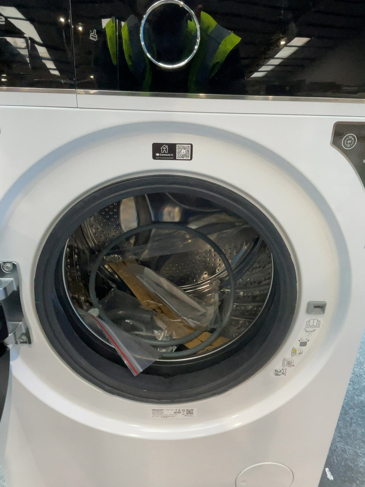 #GRC-167-531 - Hisense KitchenFit 5i 12kg/8kg Heat Pump Washer Dryer – 1400rpm, WiFi, Auto Dosing, White
