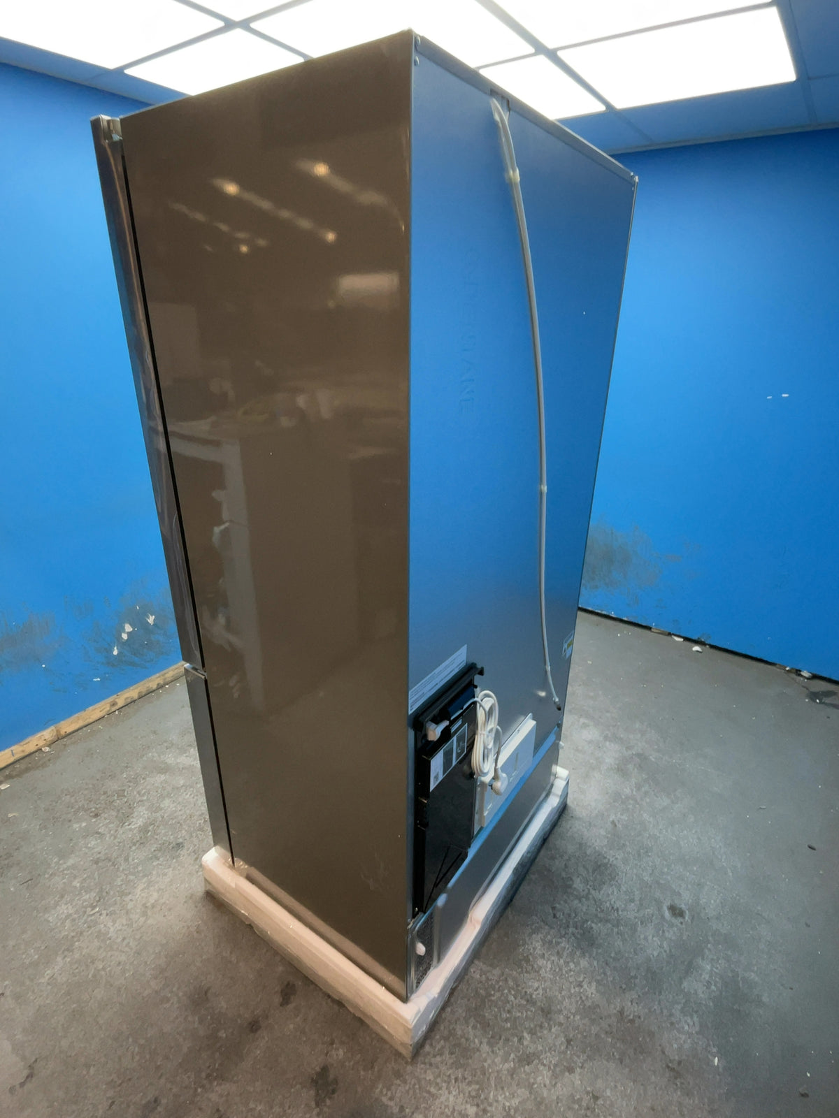 #GRC-167-553 - Bosch Series 8 French Door Fridge Freezer – 573L, Plumbed Ice & Water