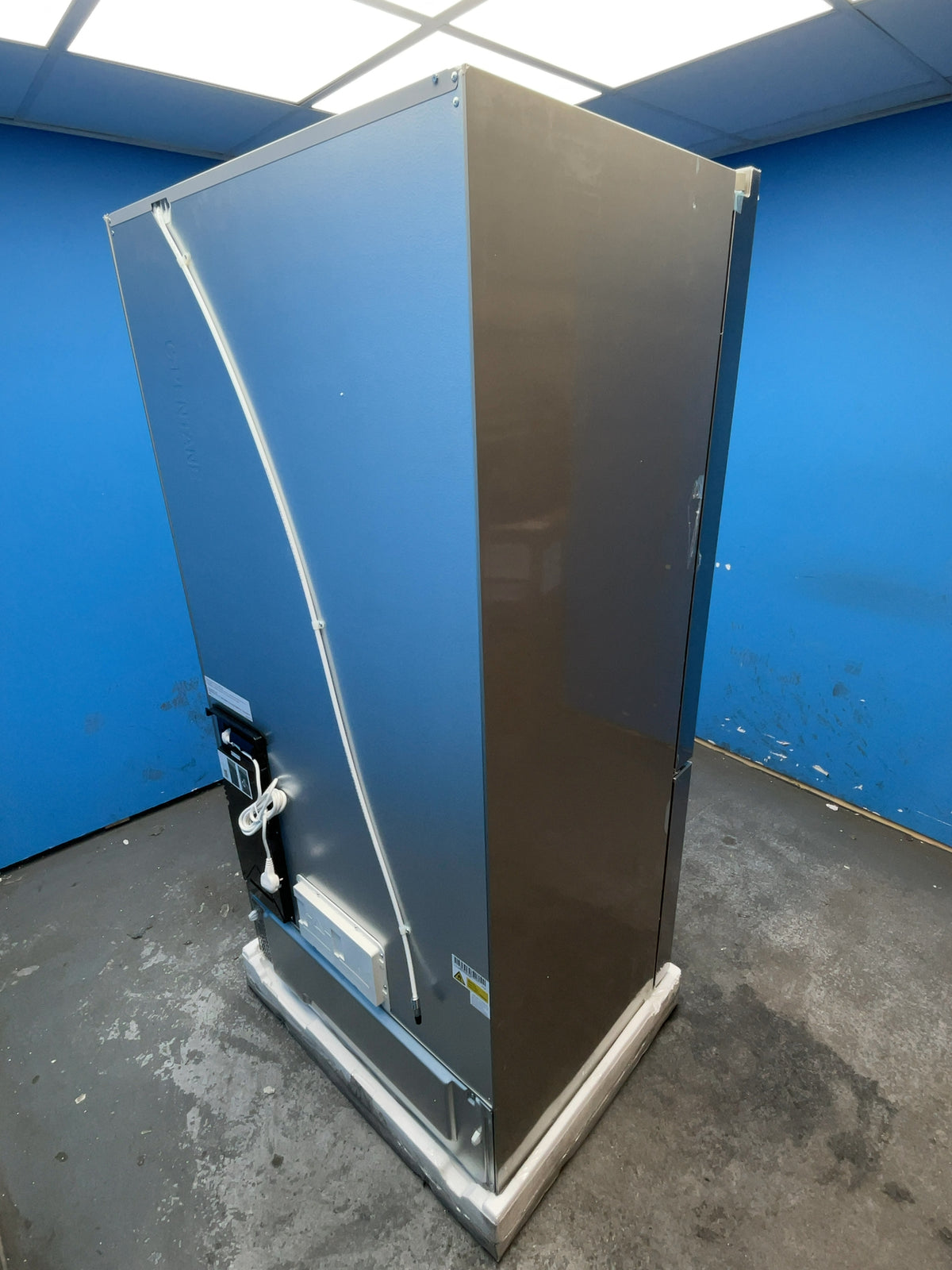#GRC-167-553 - Bosch Series 8 French Door Fridge Freezer – 573L, Plumbed Ice & Water