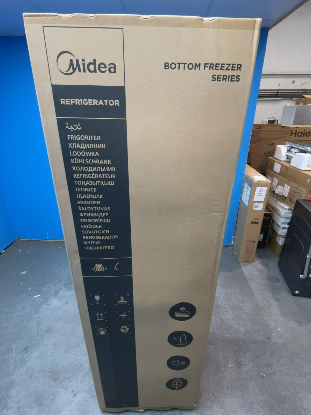 #GRC-168-004 - Midea 54cm Integrated 70/30 Fridge Freezer – 271L Capacity, Low Frost, Sliding Hinge, White