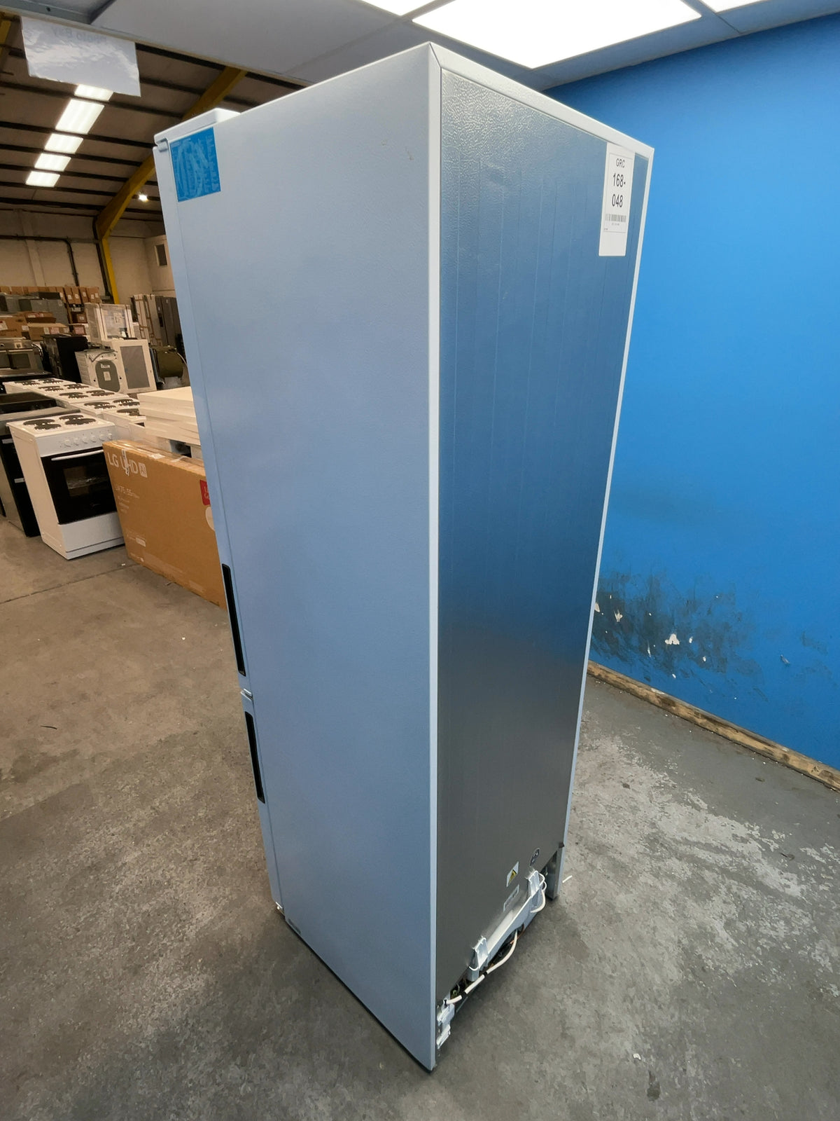 #GRC-168-048 - Midea 60/40 Total No Frost Fridge Freezer – 310L Capacity, White