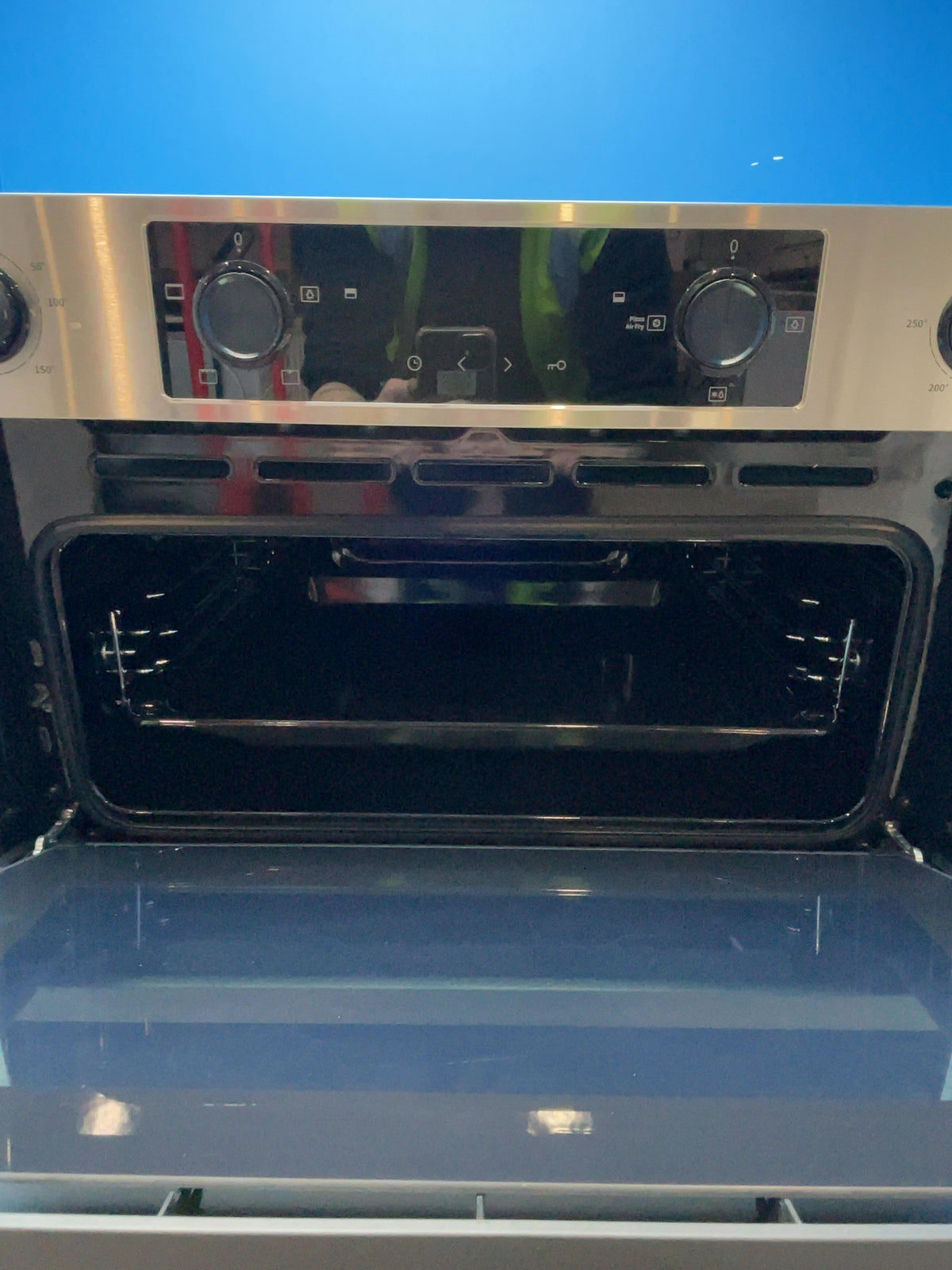#GRC-168-409 - Hisense Hi6 60cm Electric Double Oven – 120L Capacity, Catalytic Liners, Air Fry