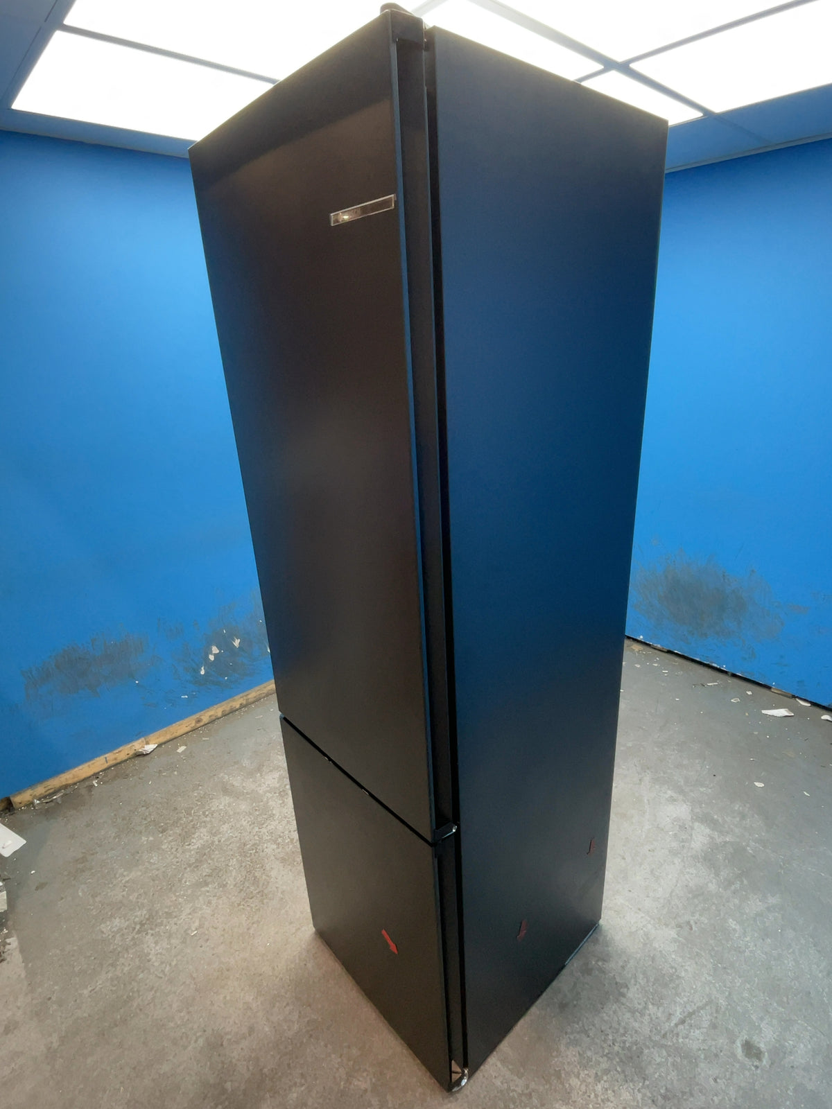 #GRC-168-419 - Bosch Serie 4 60cm 70/30 Fridge Freezer – 363L, Anthracite, Total No Frost