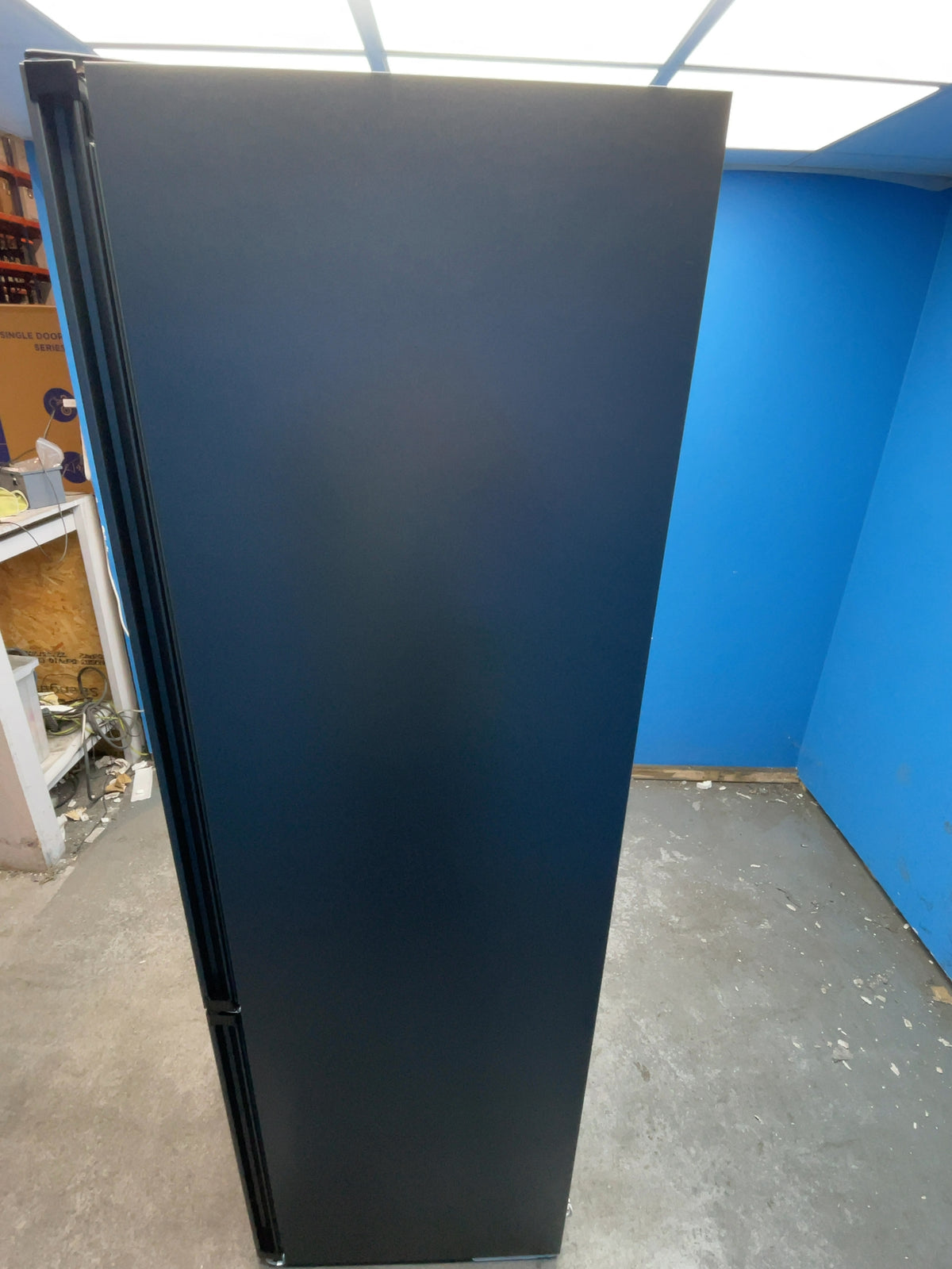 #GRC-168-422 - Bosch Serie 4 60cm 70/30 Fridge Freezer – 363L, Anthracite, Total No Frost