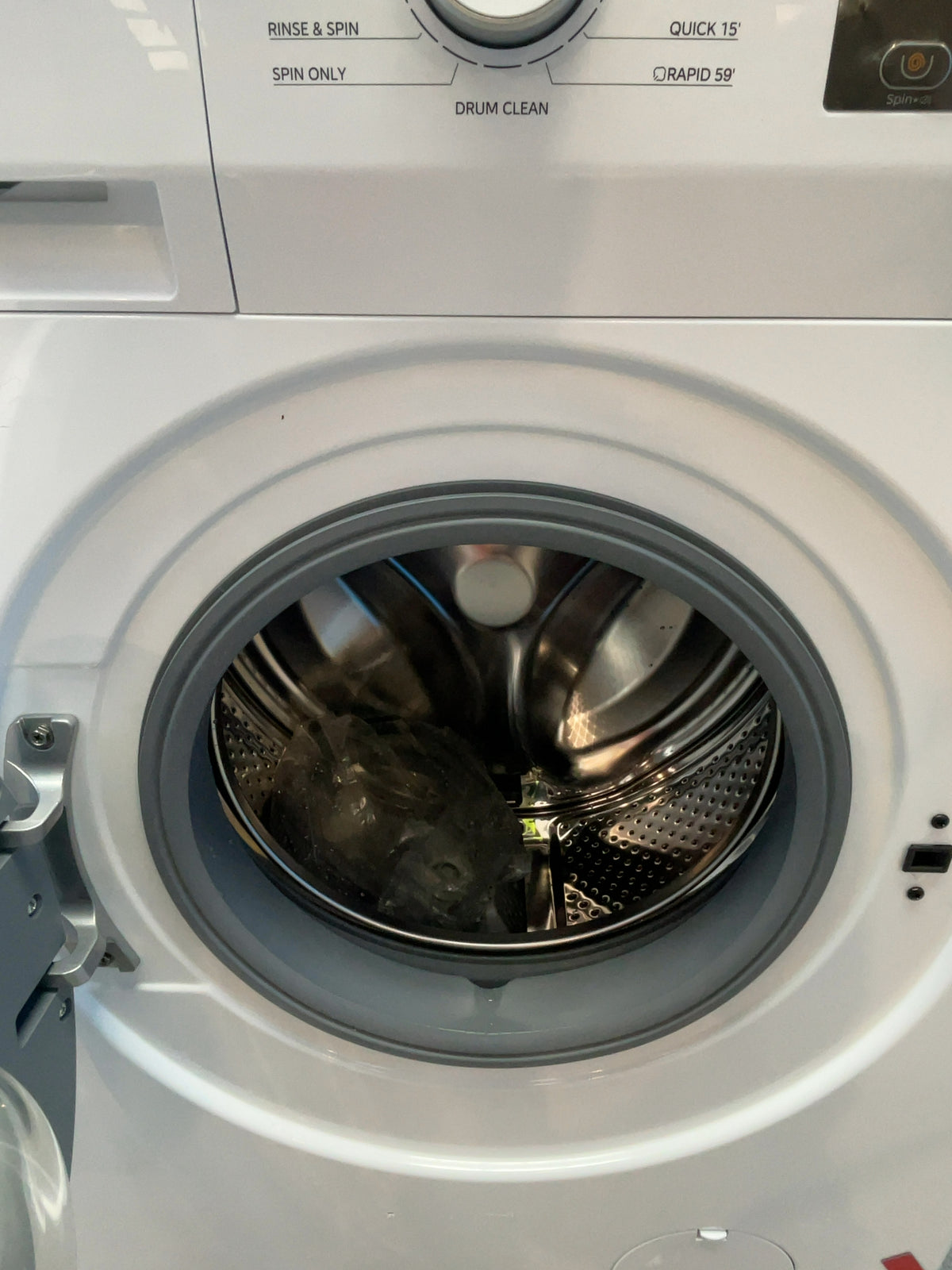 #GRC-168-993 - Comfee 7kg 1200rpm Washing Machine – Steam Wash & 15 Min Quick Cycle, White