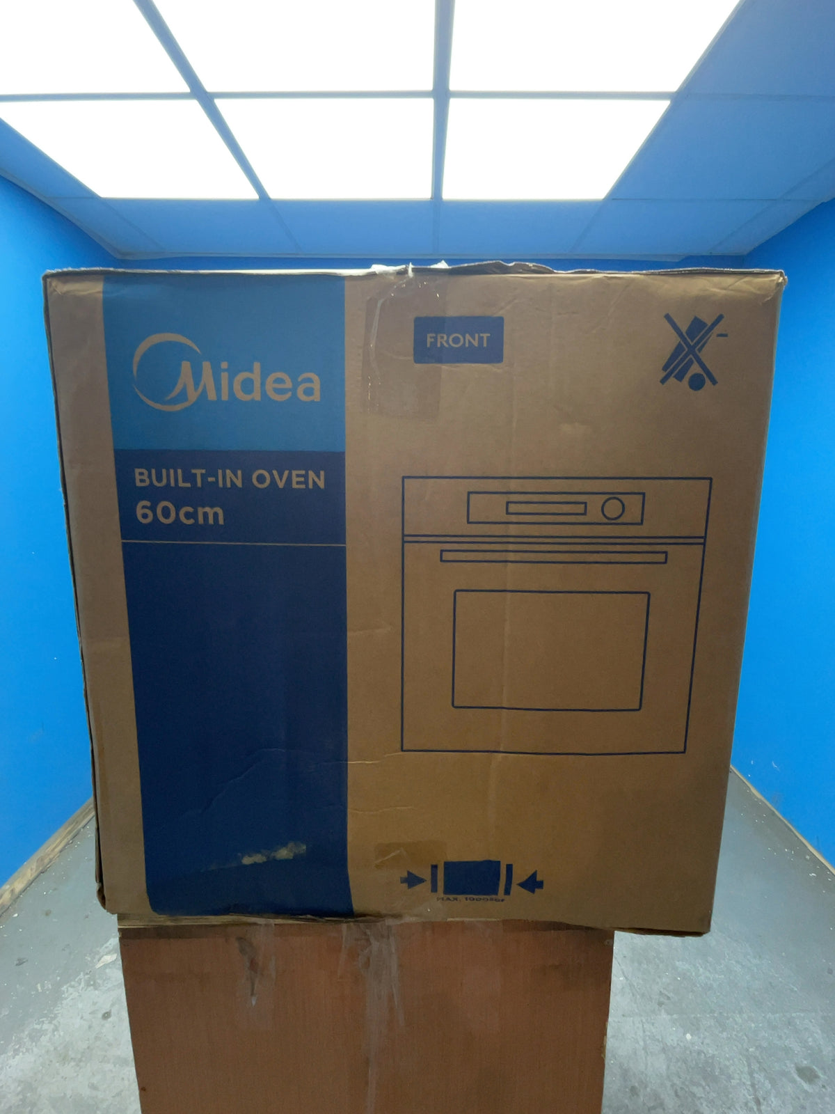 #GRC-169-015 - Midea 60cm Built In Electric Single Oven – 72L Capacity, Xpress Fry, Aqua Clean, WiFi, Black