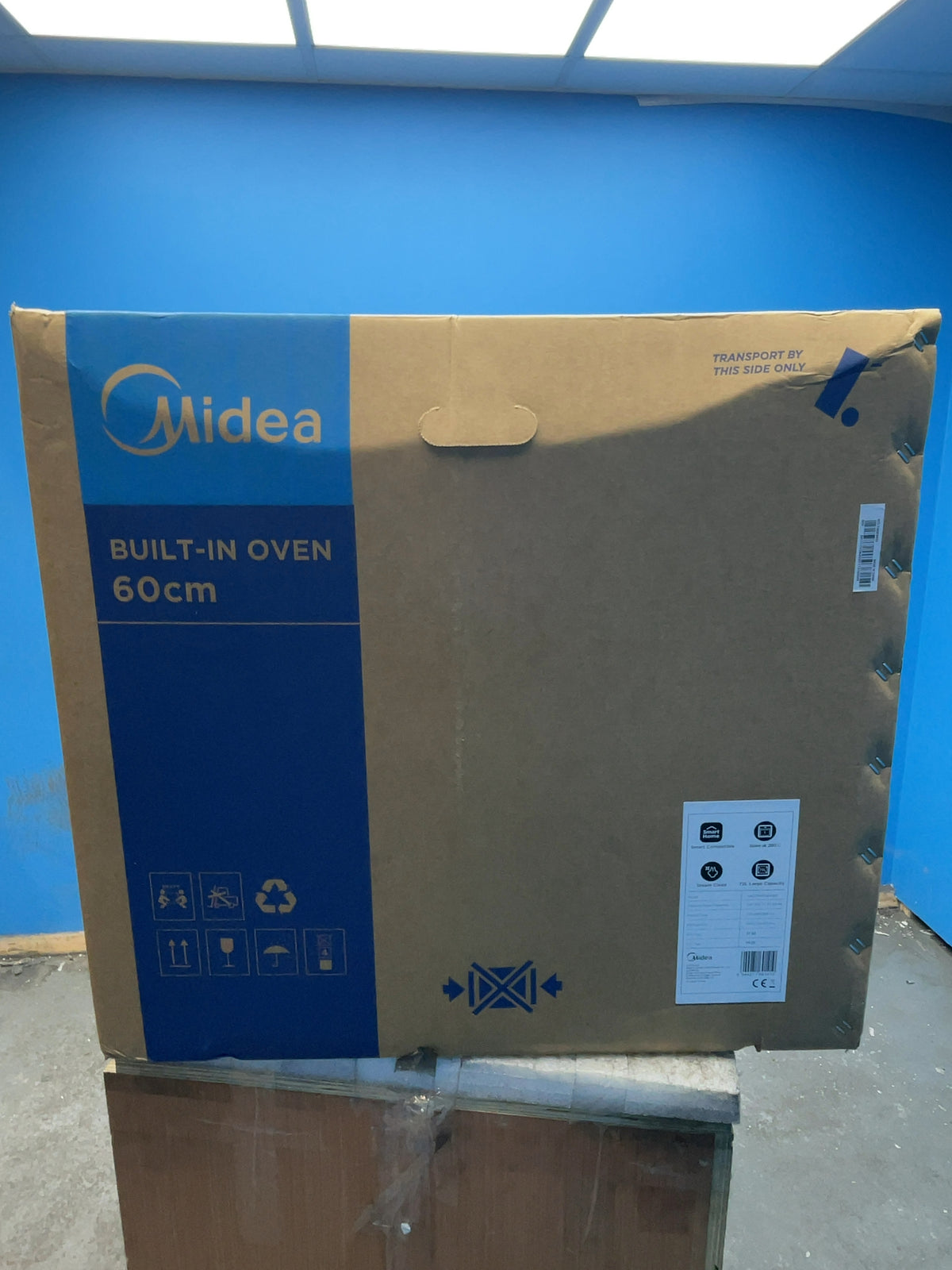 #GRC-169-021 - Midea 60cm Built In Electric Single Oven – 72L Capacity, Xpress Fry, Aqua Clean, WiFi, Black