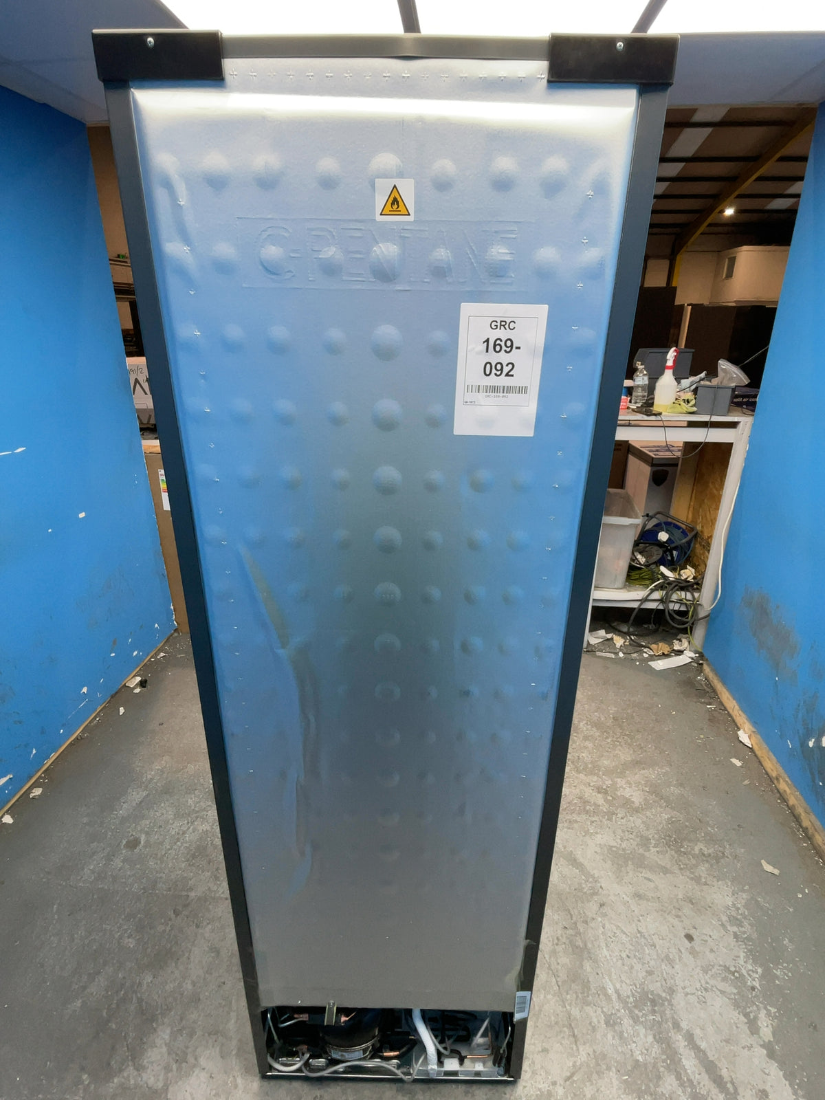 #GRC-169-092 - Hotpoint 60cm 50/50 Fridge Freezer – 317L, Total No Frost, Dark Inox