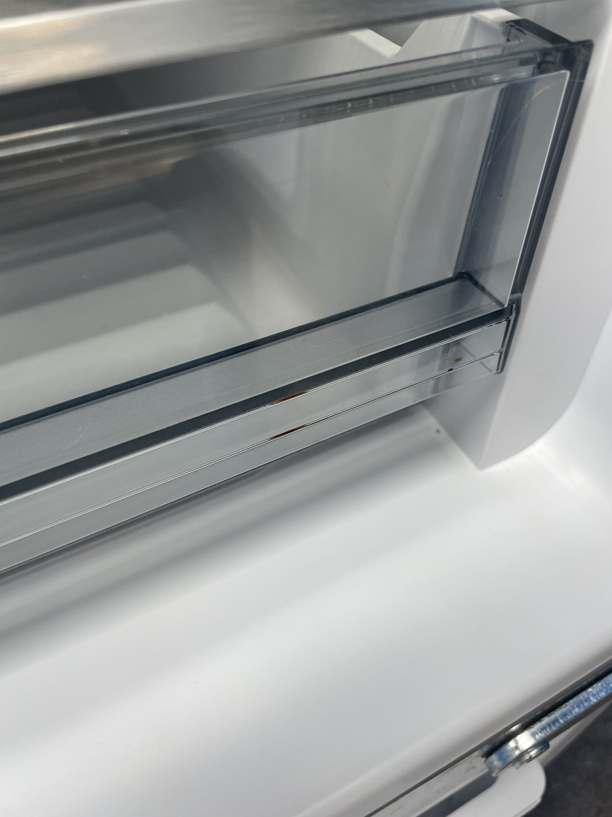 #GRC-163-241 - Hisense RF815N4SESE French Door 364 Litre Fridge Freezer