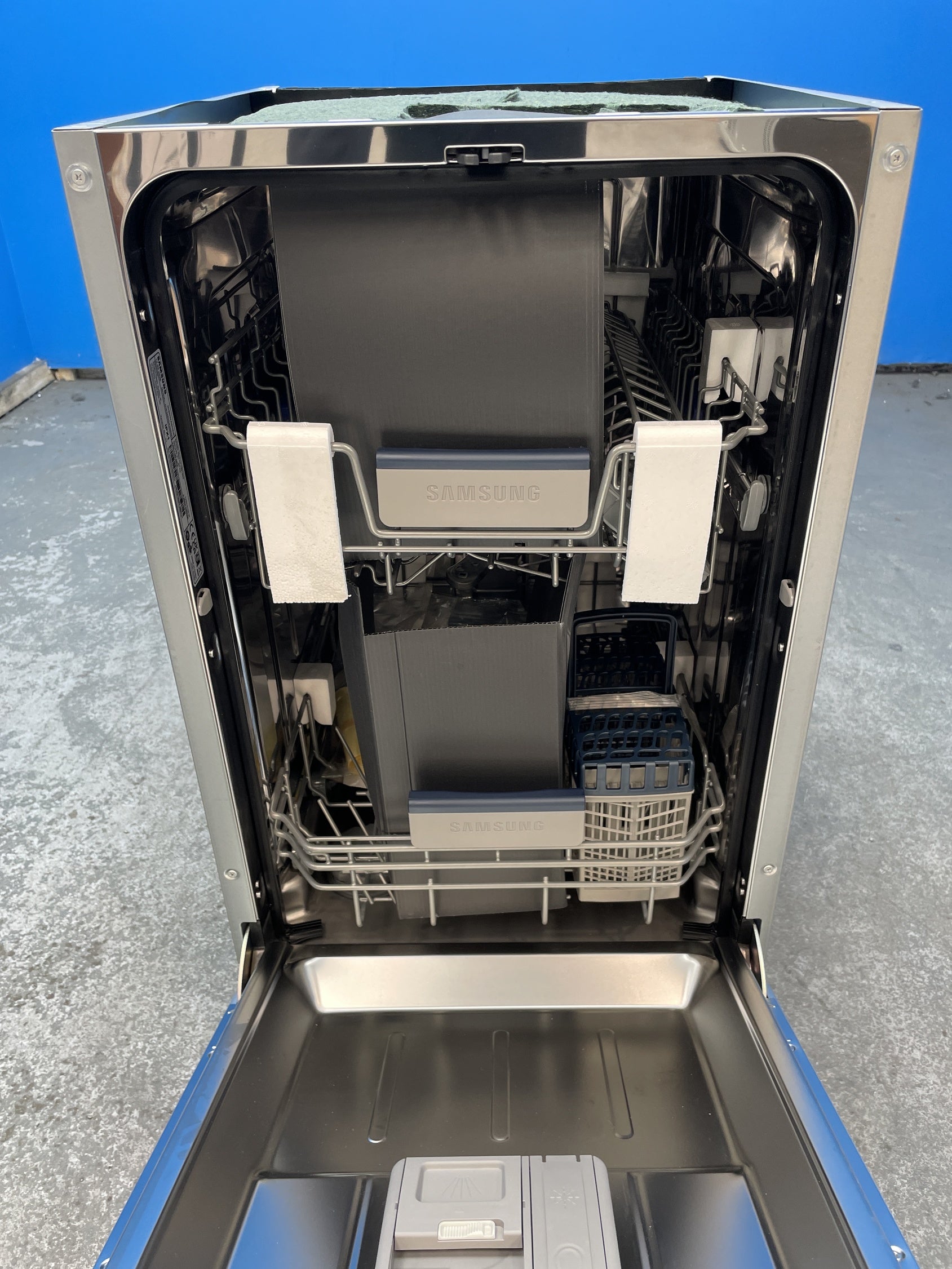 #GRC-157-815 - Samsung Series 5 DW50DG430B00EU Slimline 9 Place Integrated Dishwasher
