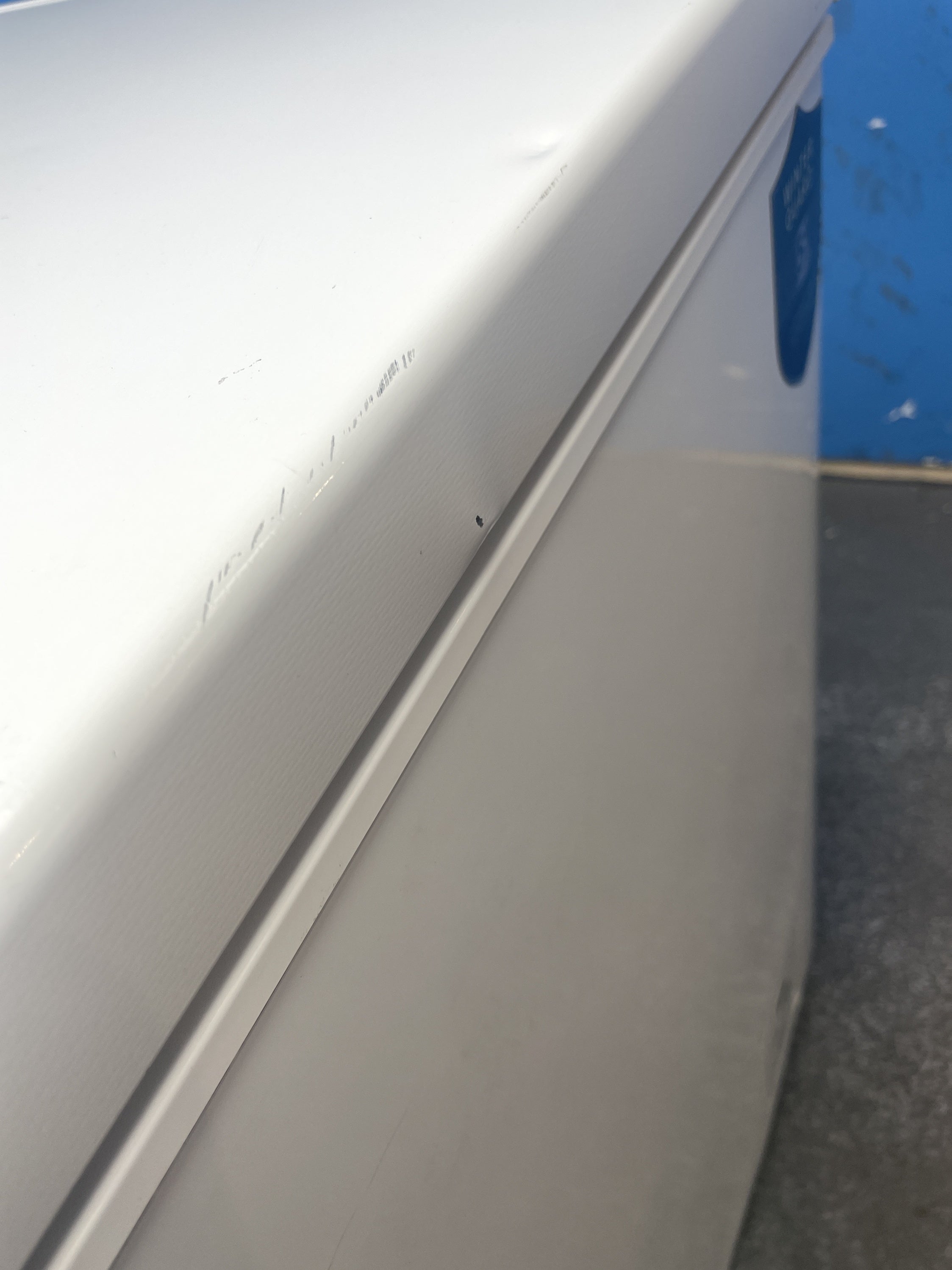 #GRC-161-881 - Hisense FC571D4AWLYE 372L Winter Guard Chest Freezer