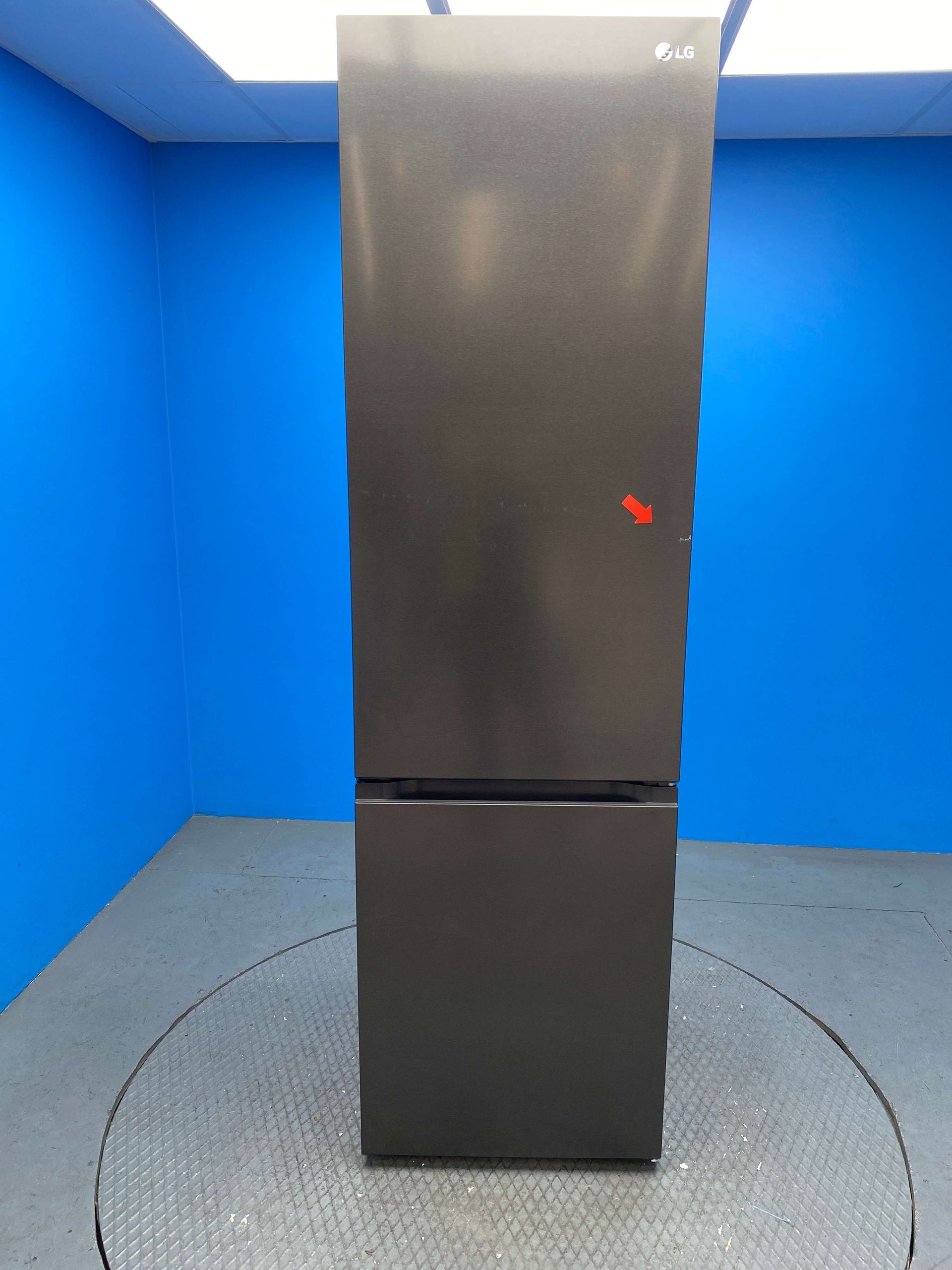 LG GBV5240CEP NatureFRESH™ 387 Litre Combi Fridge Freezer